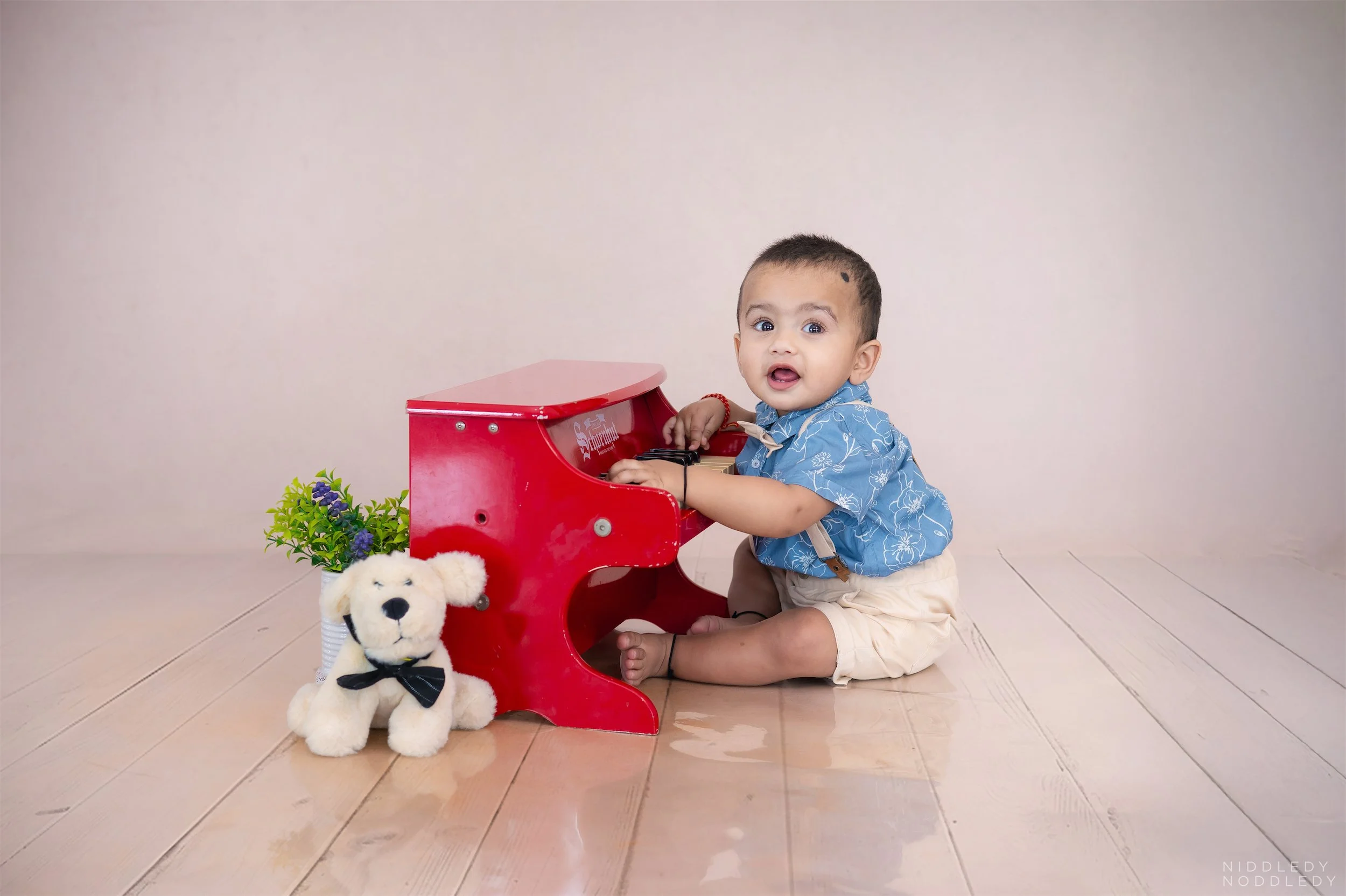 Devrat Baby Cakesmash Photoshoot ❤ NiddledyNoddledy.com ~ Bumps to Babies Photography, Kolkata - 10.jpg