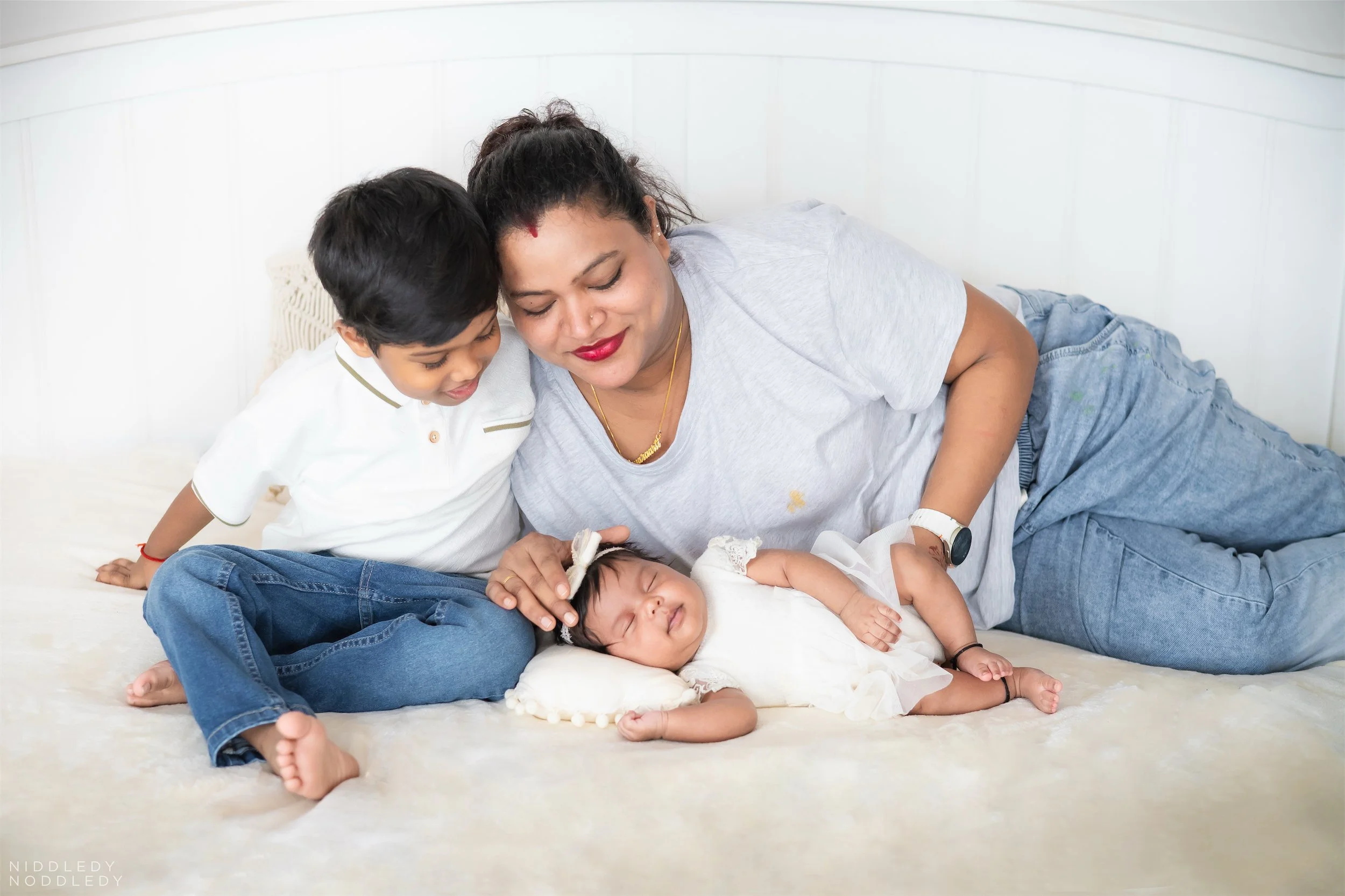 Anvika Newborn Baby Photoshoot ❤ NiddledyNoddledy.com ~ Bumps to Babies Photographer, Kolkata - 15.jpg