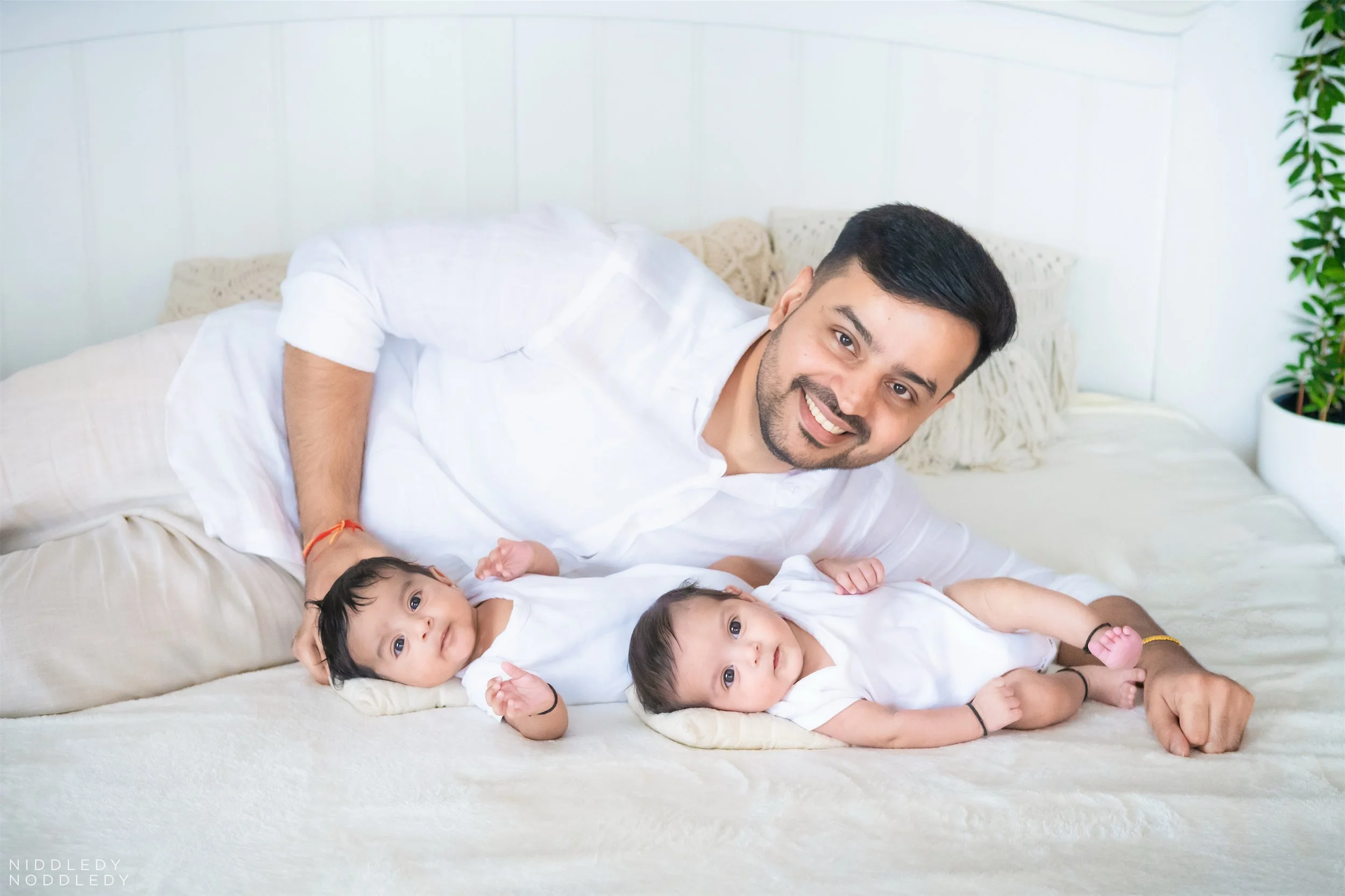 Vaayu Yug Twins Baby Photoshoot ❤ NiddledyNoddledy.com ~ Bumps to Babies Photographer, Kolkata - 04.jpg