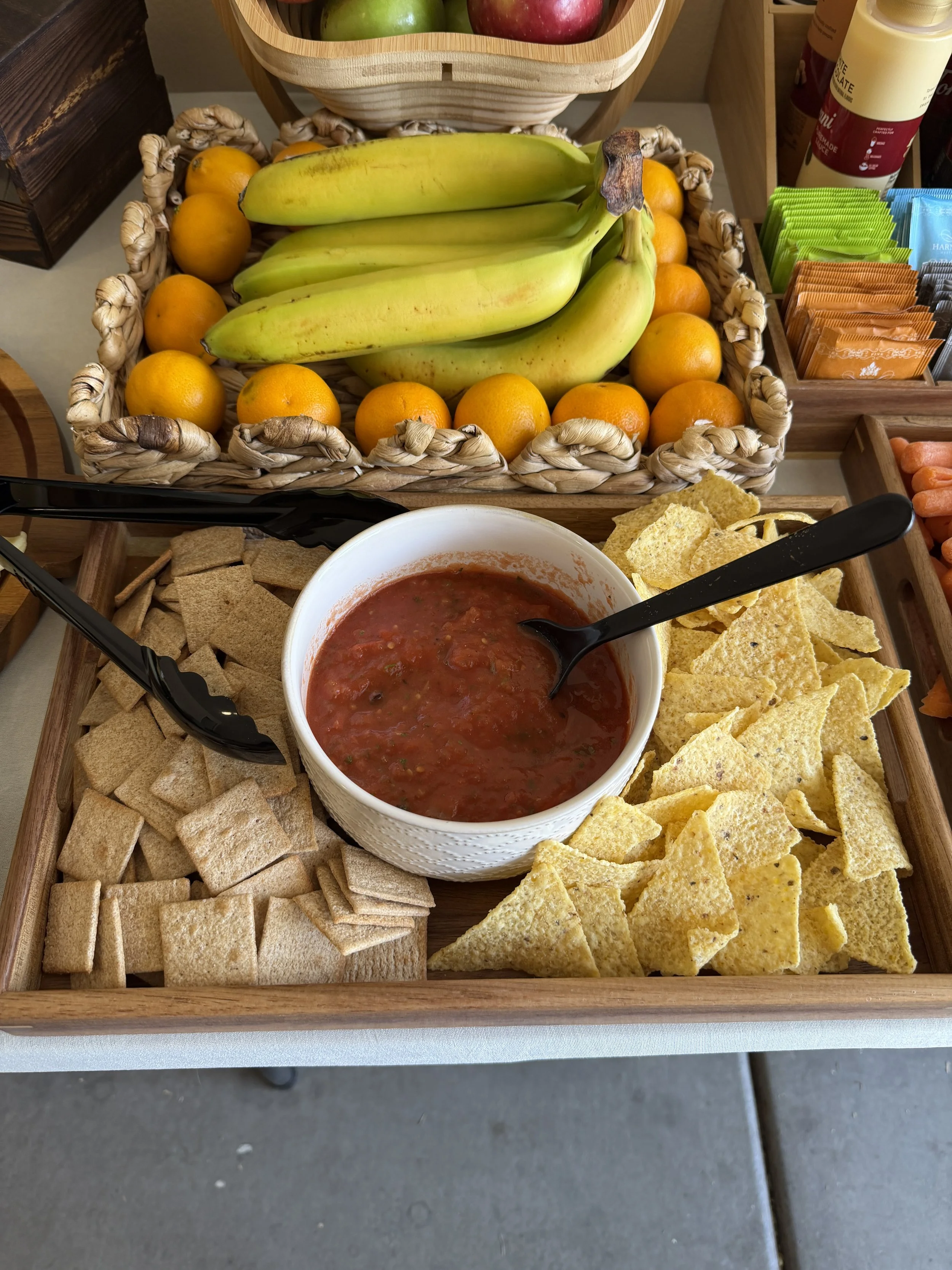Chips and Salsa (Homemade Salsa)
