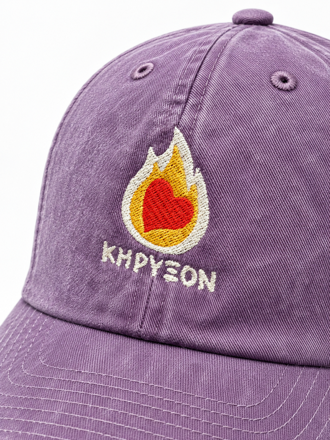 CloseUpPreachHat.png