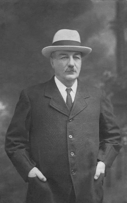 Mum's Grandad0001.jpg