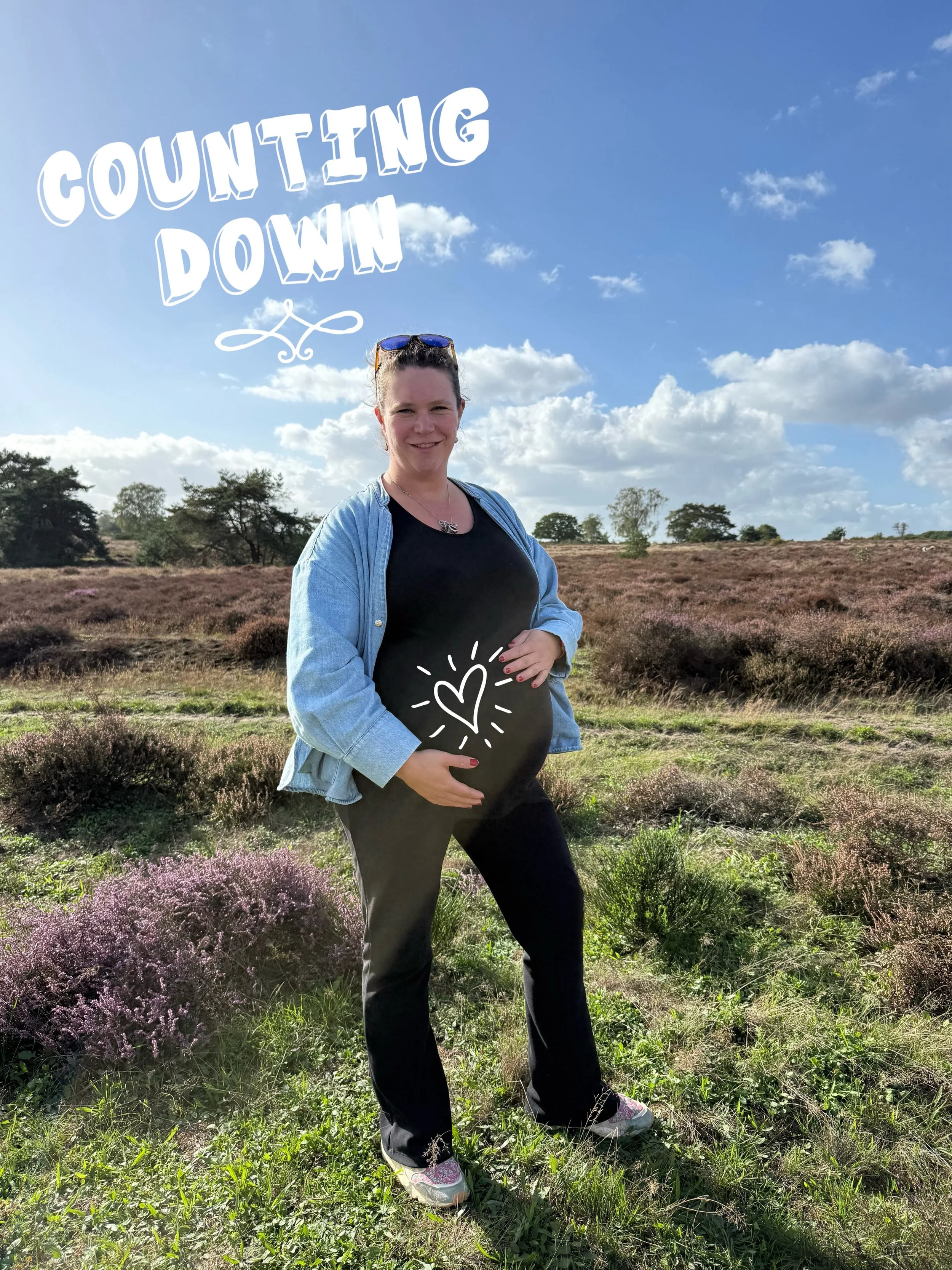 Even een kleine update van achter de schermen 🤍
Bij Studio Twinkle and Bloom is het de komende tijd wat rustiger, want er is een heel bijzonder project onderweg: onze baby komt bijna! 🌸

Ik ben dus wat minder actief, maar helemaal weg ben ik zeker 