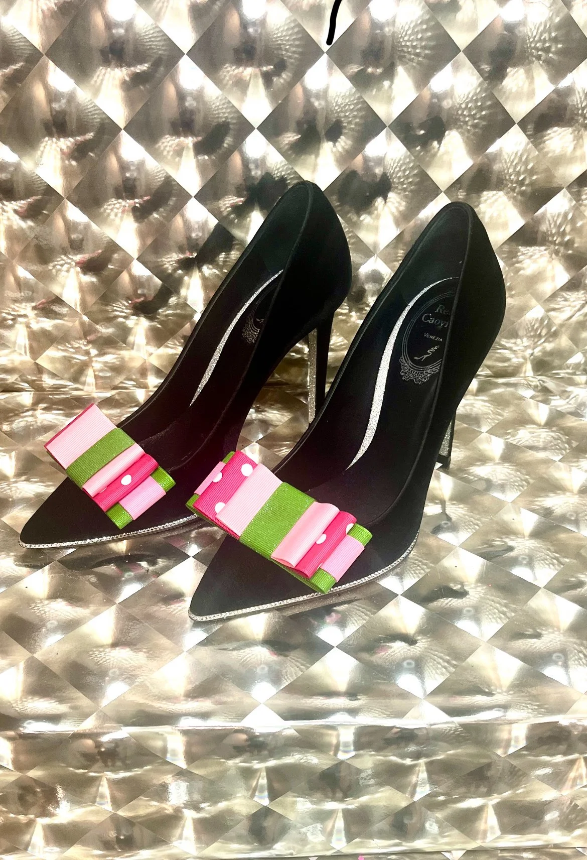 Chic Velvet Color-Blocked Shoe Bows