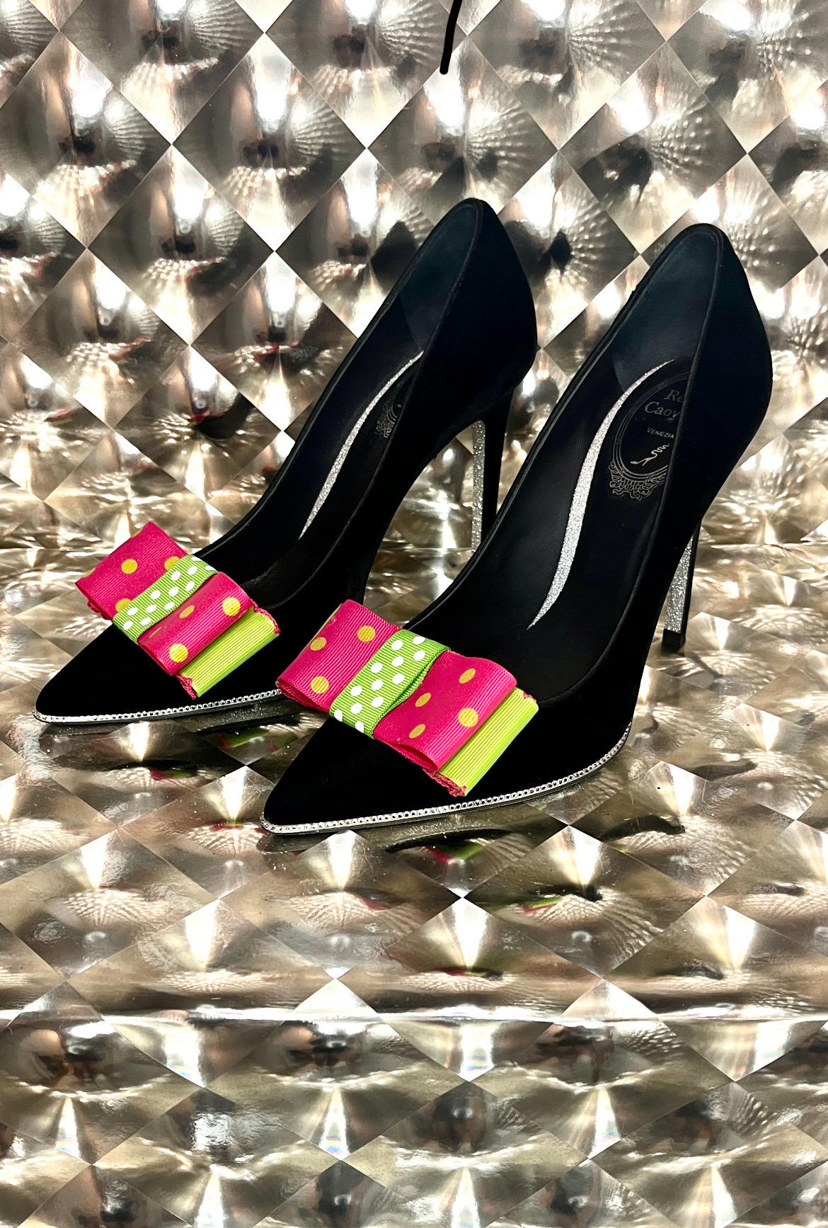 Vibrant Polka Dot Shoe Bows