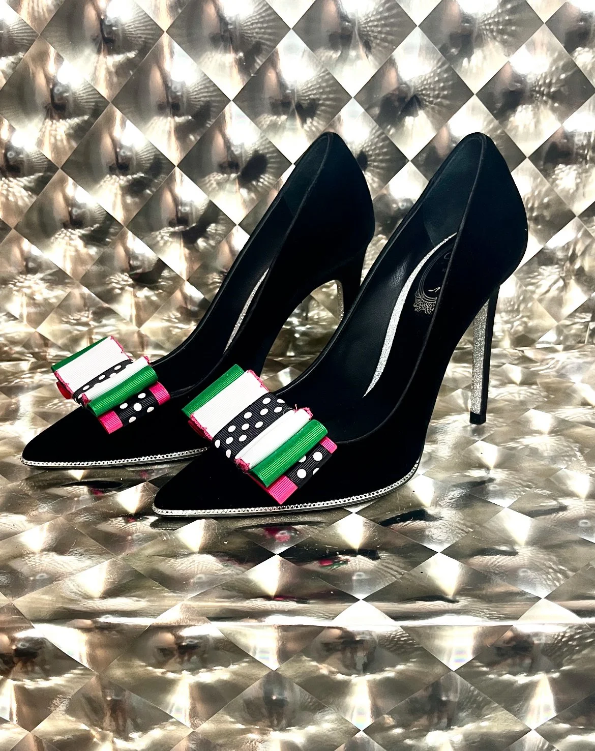 Elegant Multicolor Shoe Bows