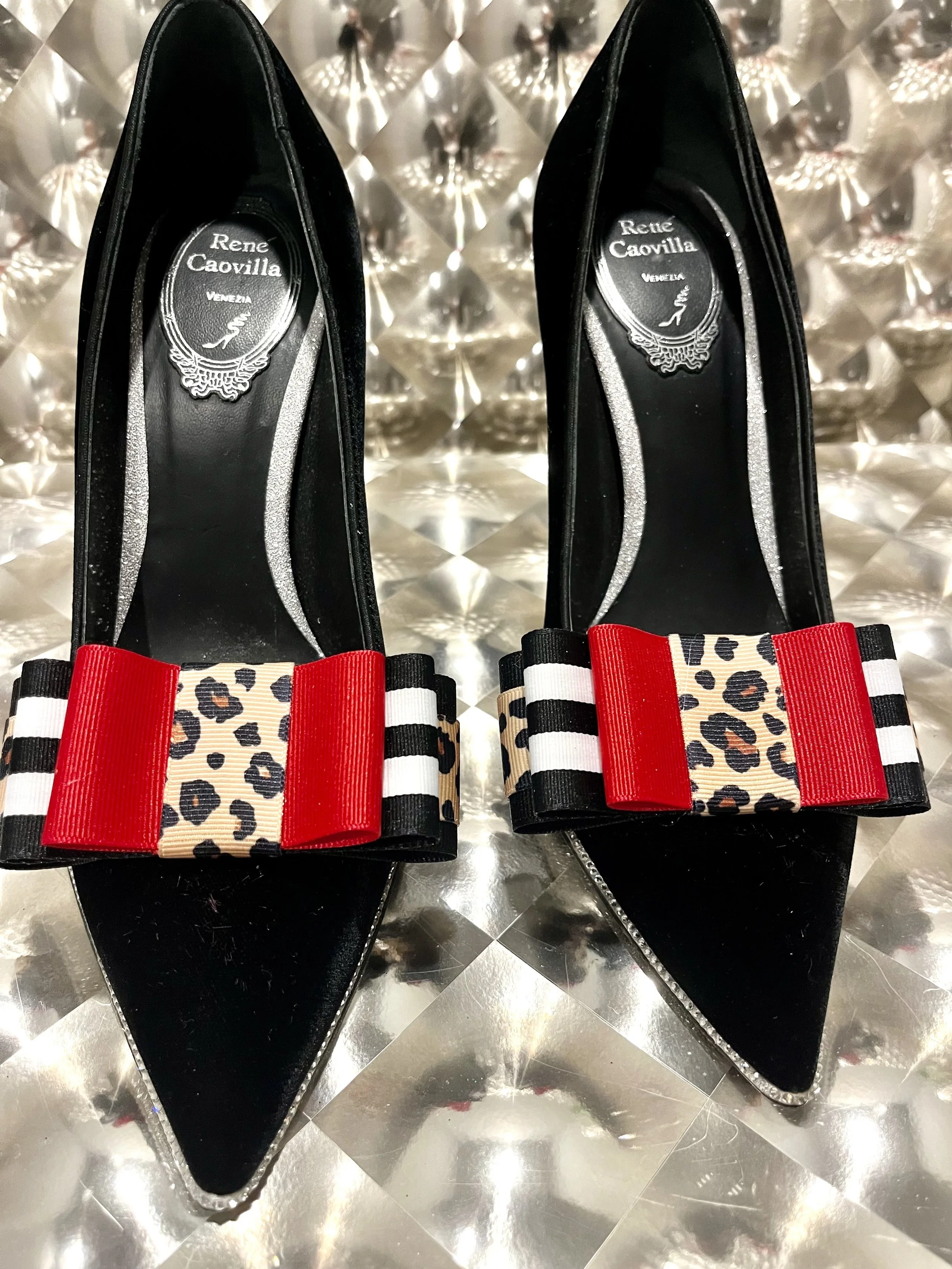 Star-Bling Lady Leopard Shoe Bows