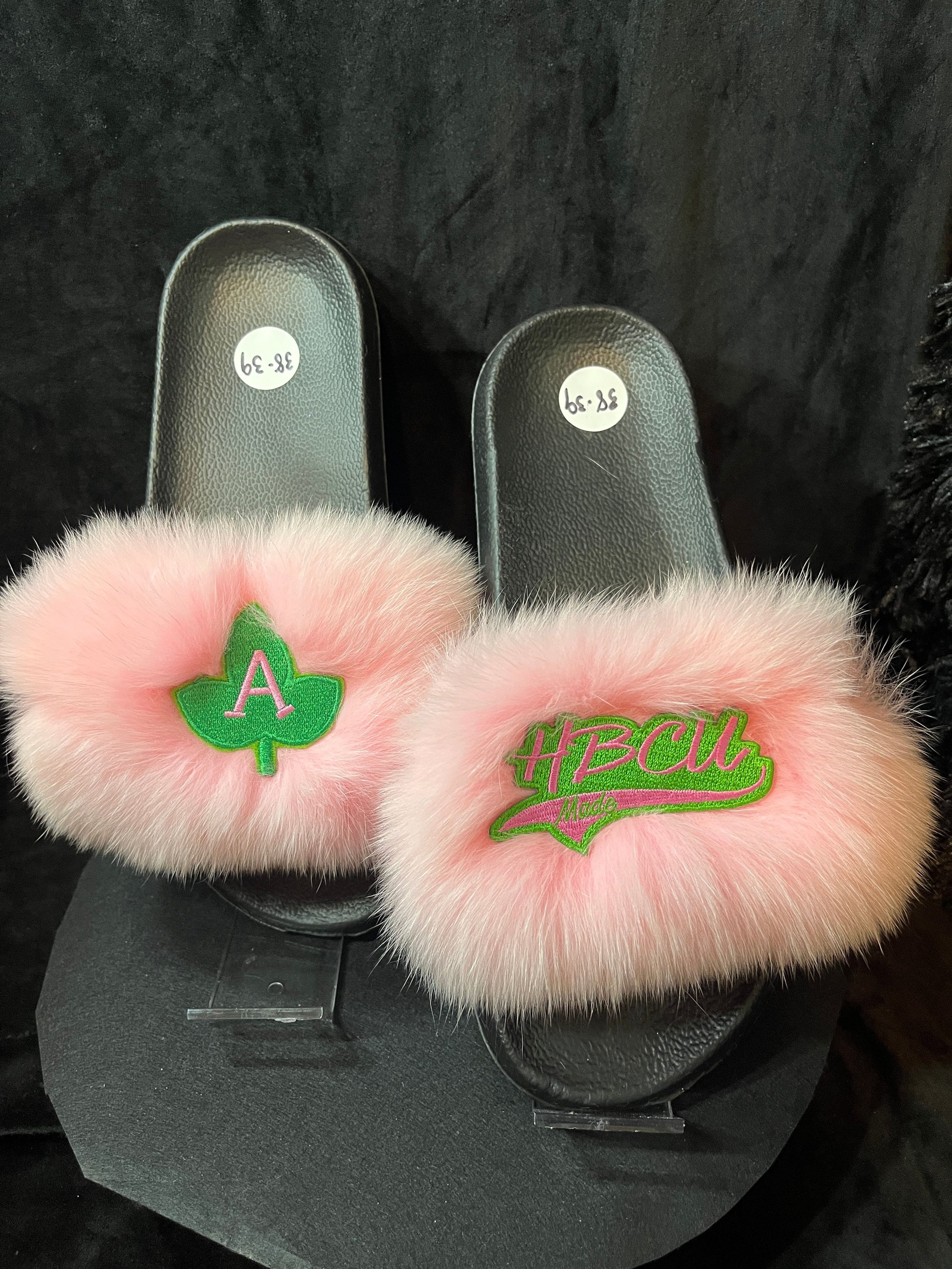 HB I CU Luxury Fur Slides