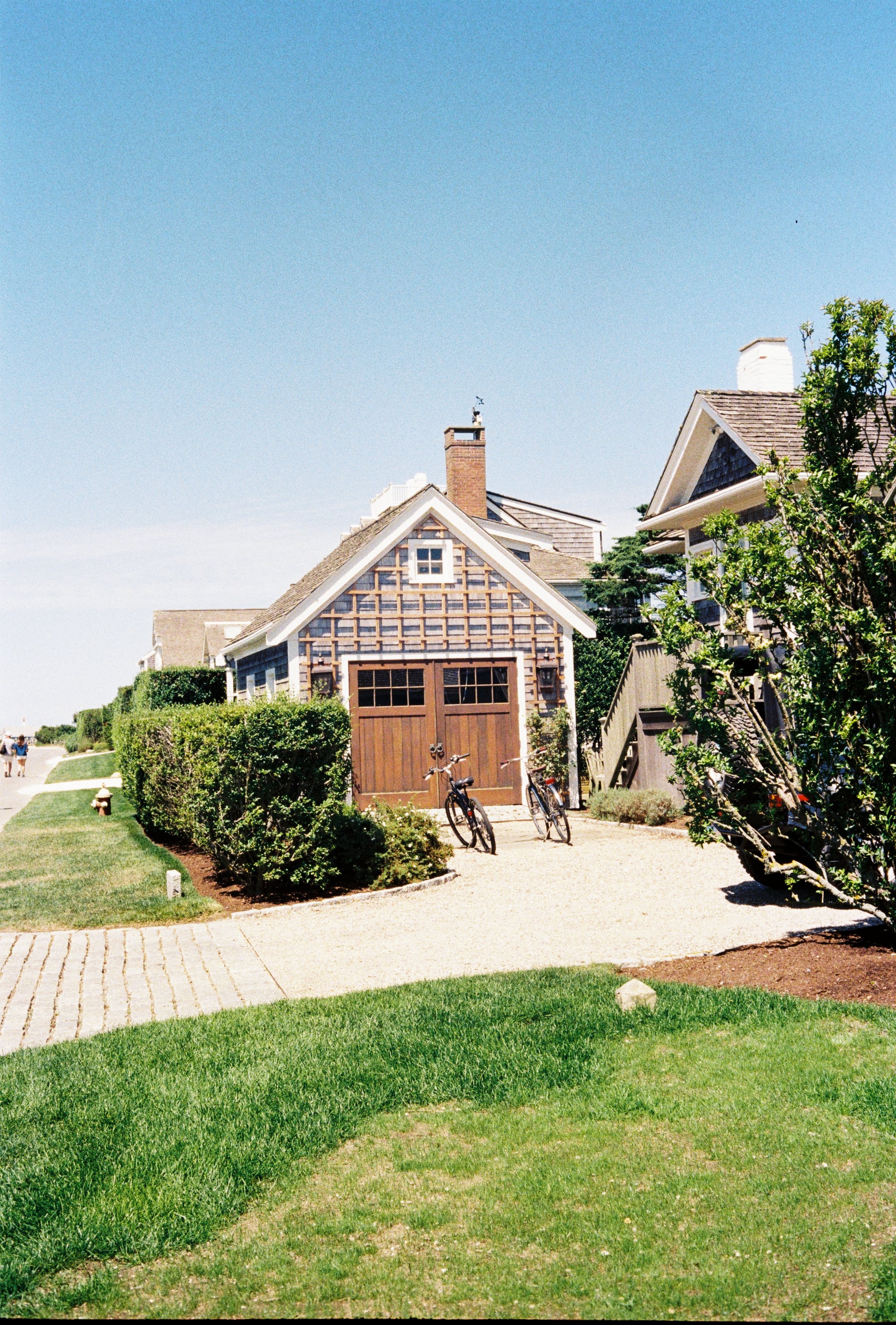 R1-09385-0003.JPG