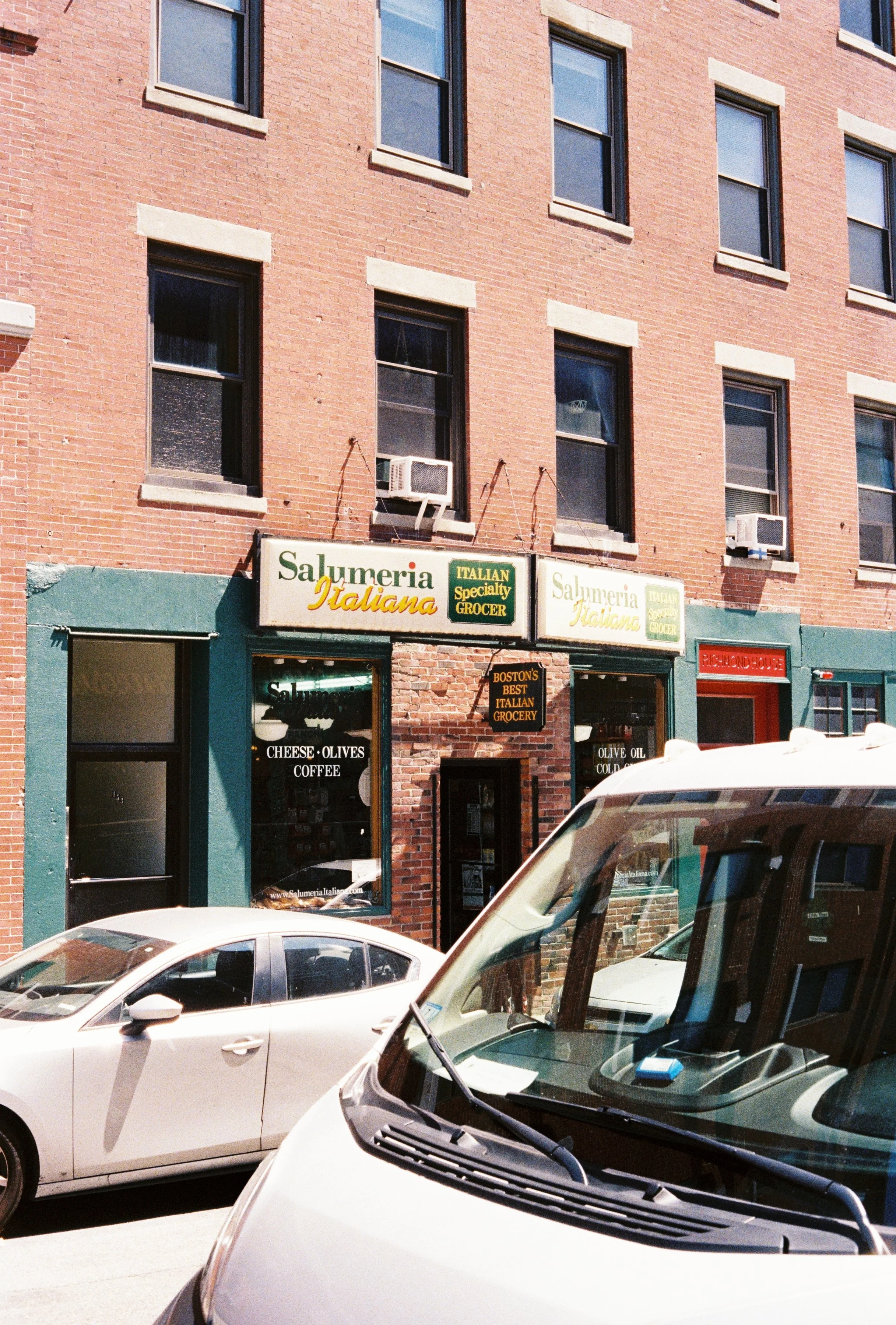 R1-09385-0031.JPG