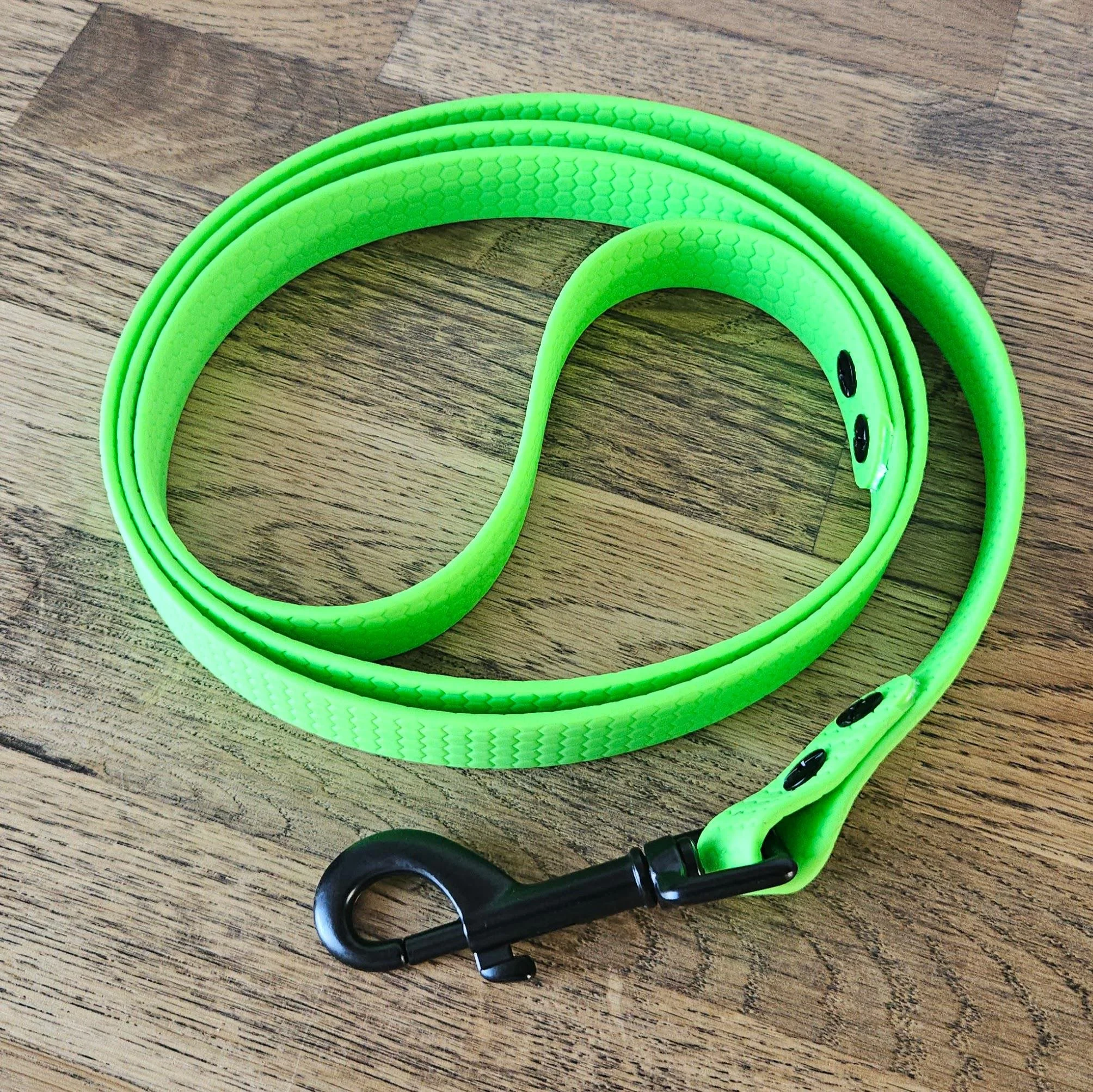 Waterproof Dog Walking Lead | 1.2m Length | 20mm Width | Choice of Colour