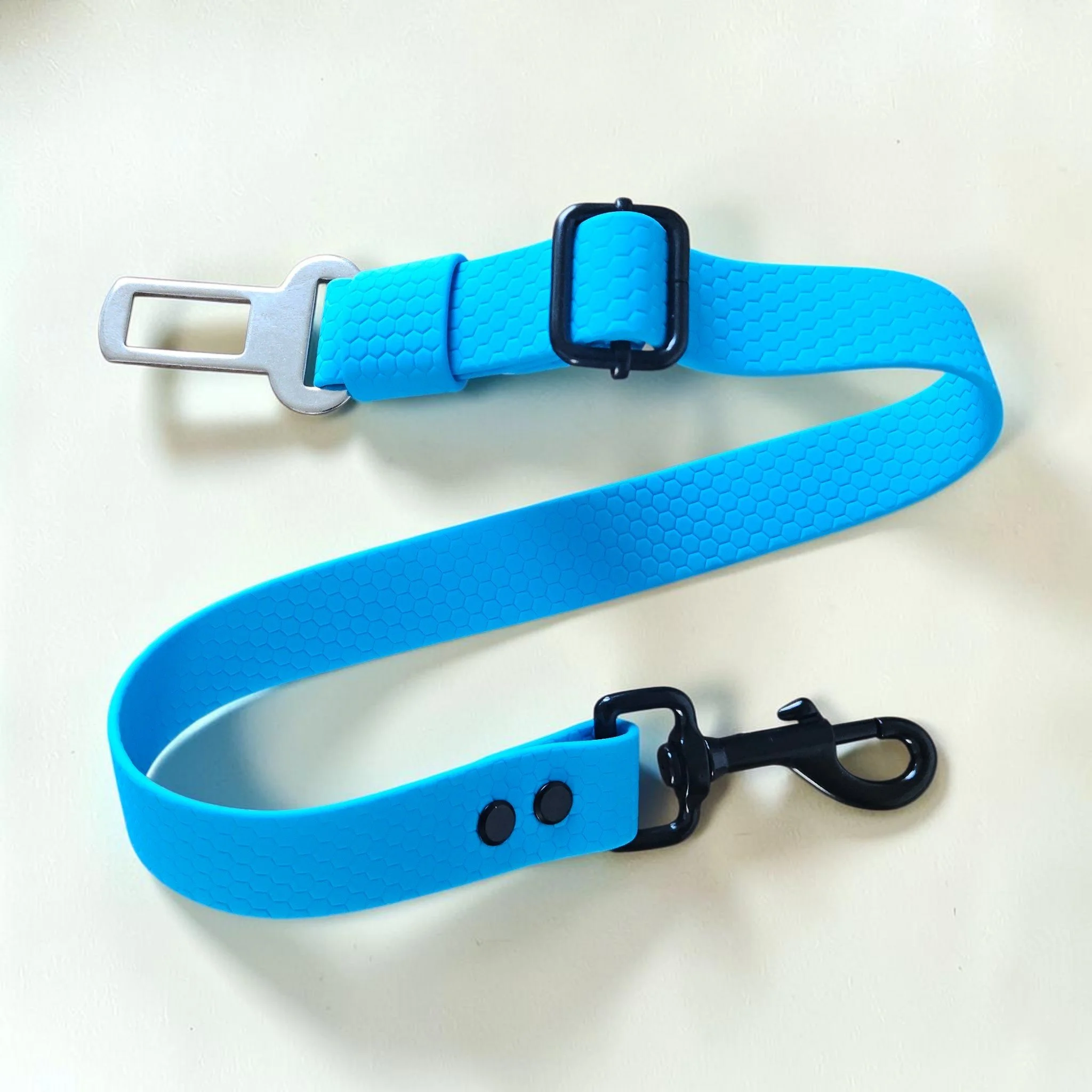 Dog Seatbelt Tether | Adjustable Waterproof Car Restraint | 25mm Webbing