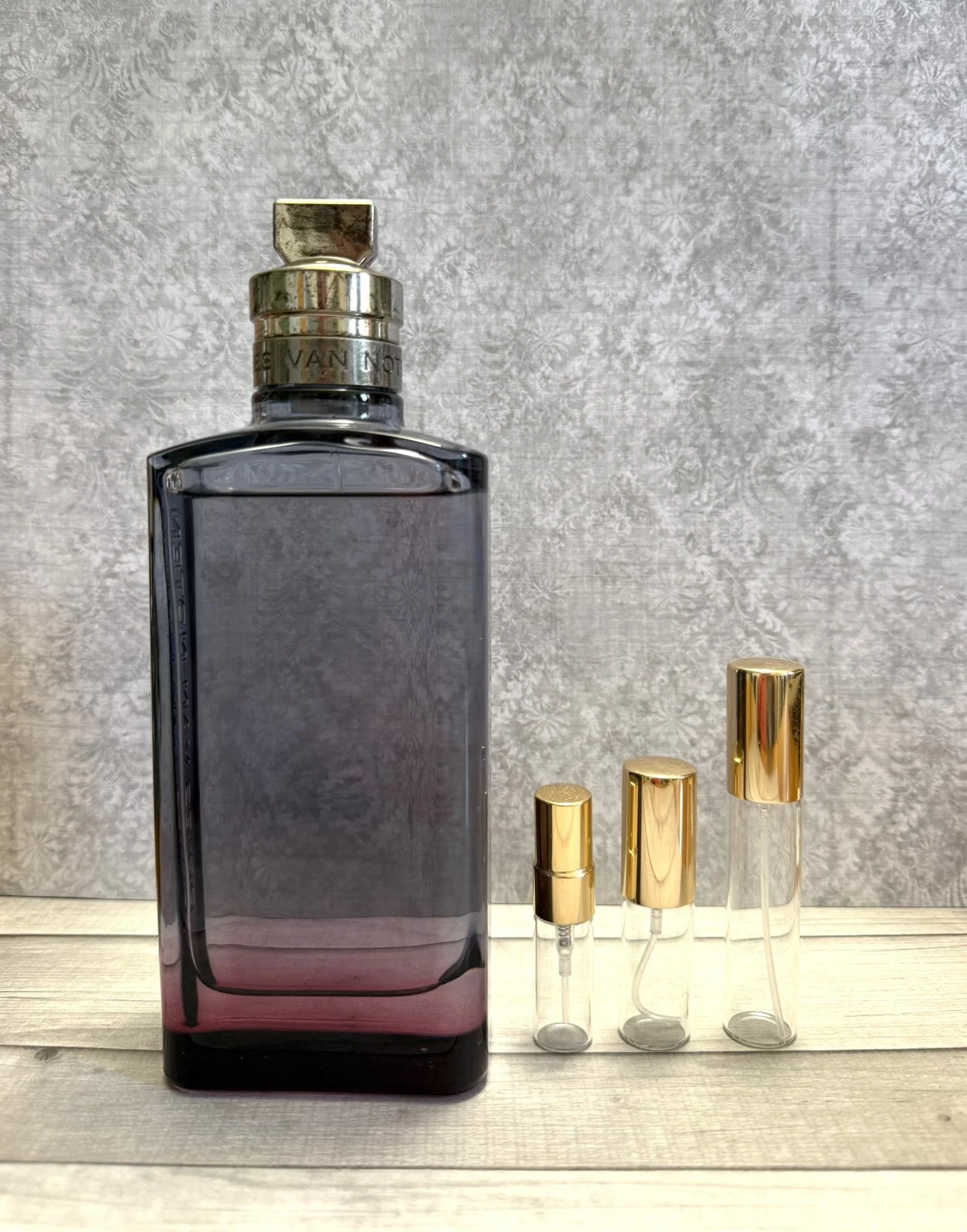 Dries Van Noten - Sur Ma Peau