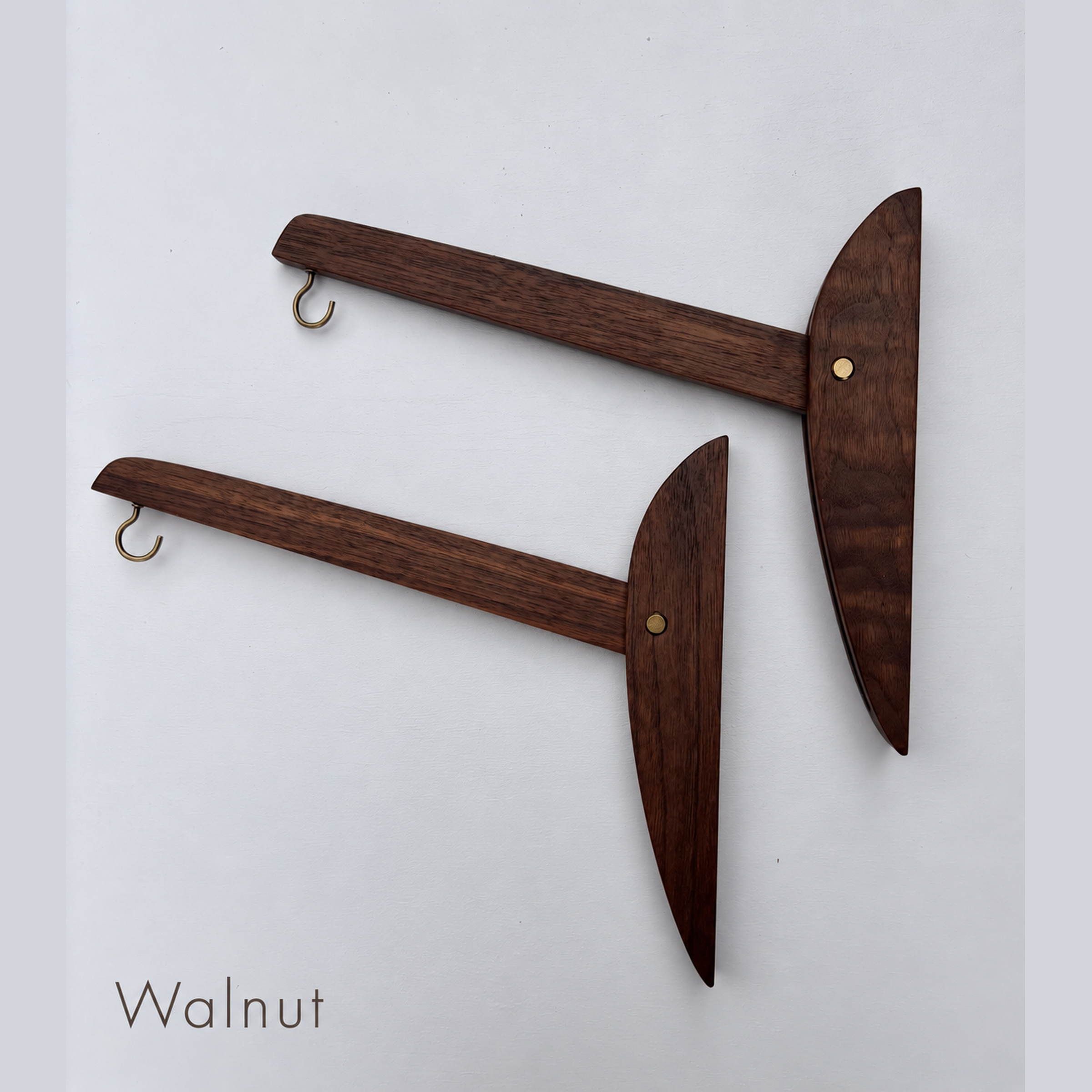 Walnut_Perch_Labeled_2400x2400.png