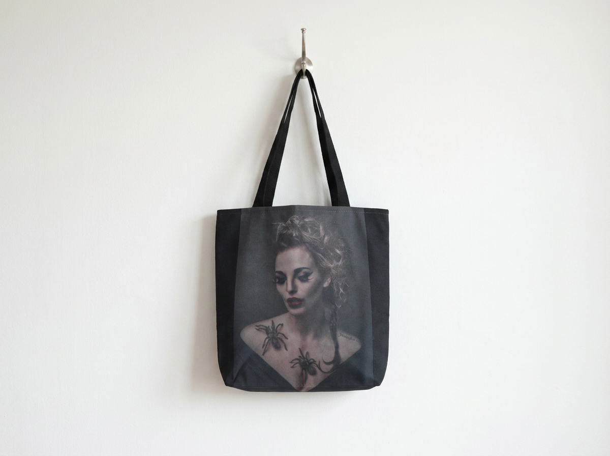 Dark Beauty Market Bag
