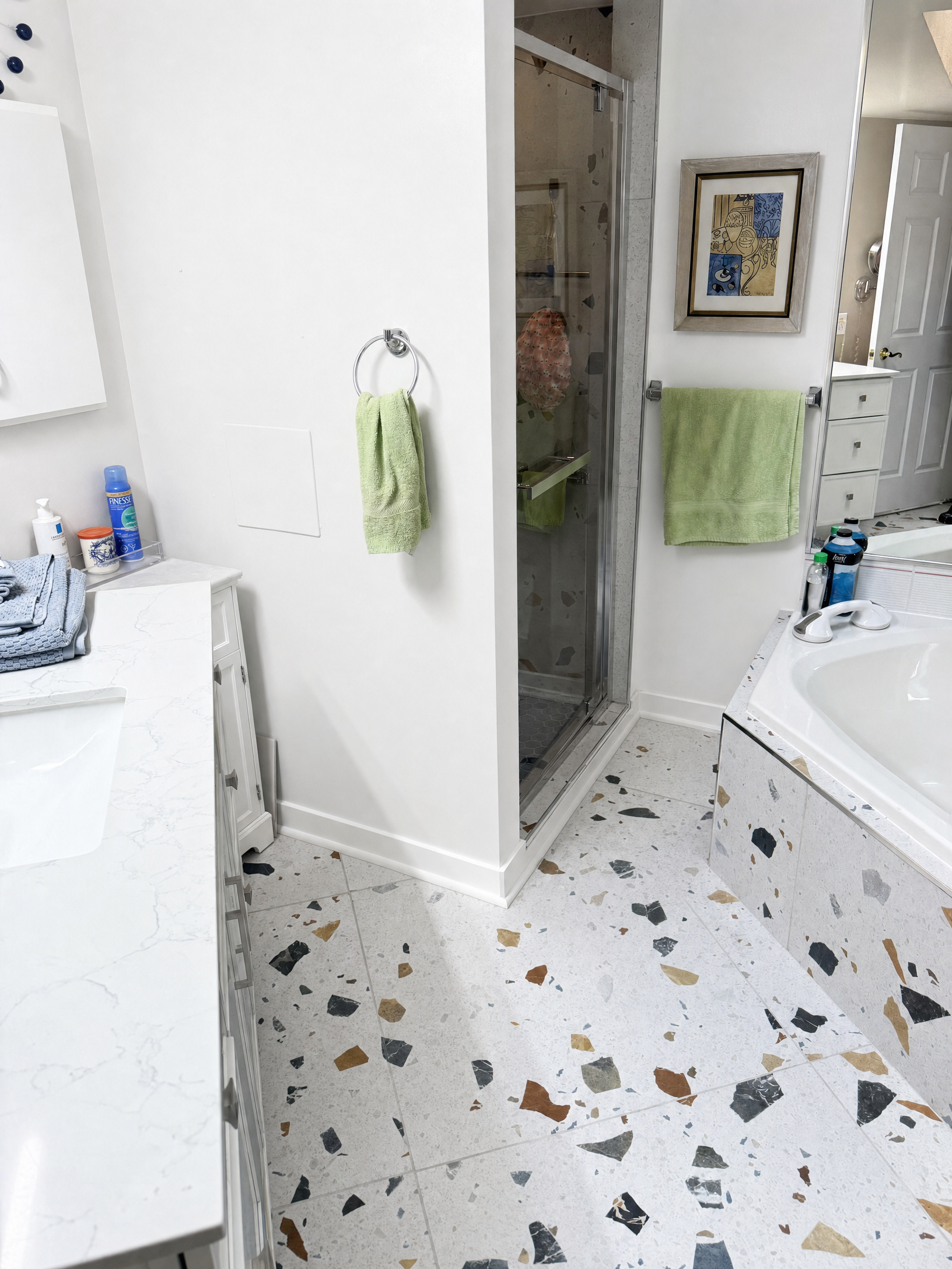 bathroom_rugs_removed_white_paint.png