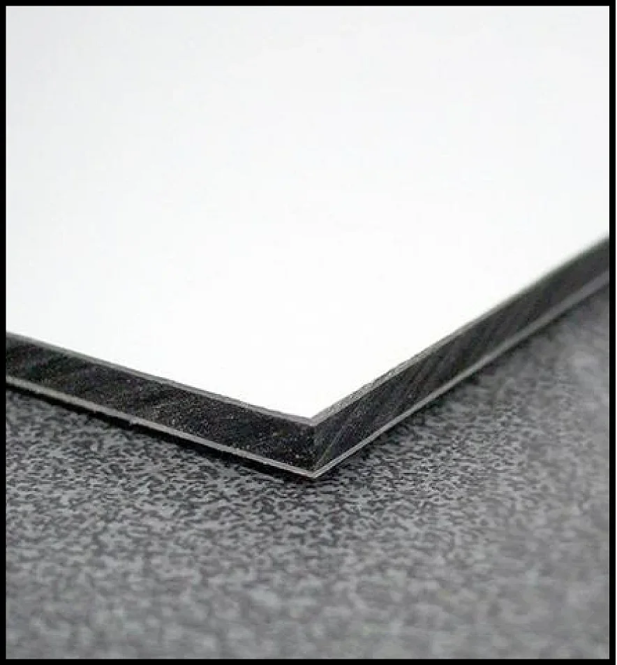 White ACM | 4 × 8 ft