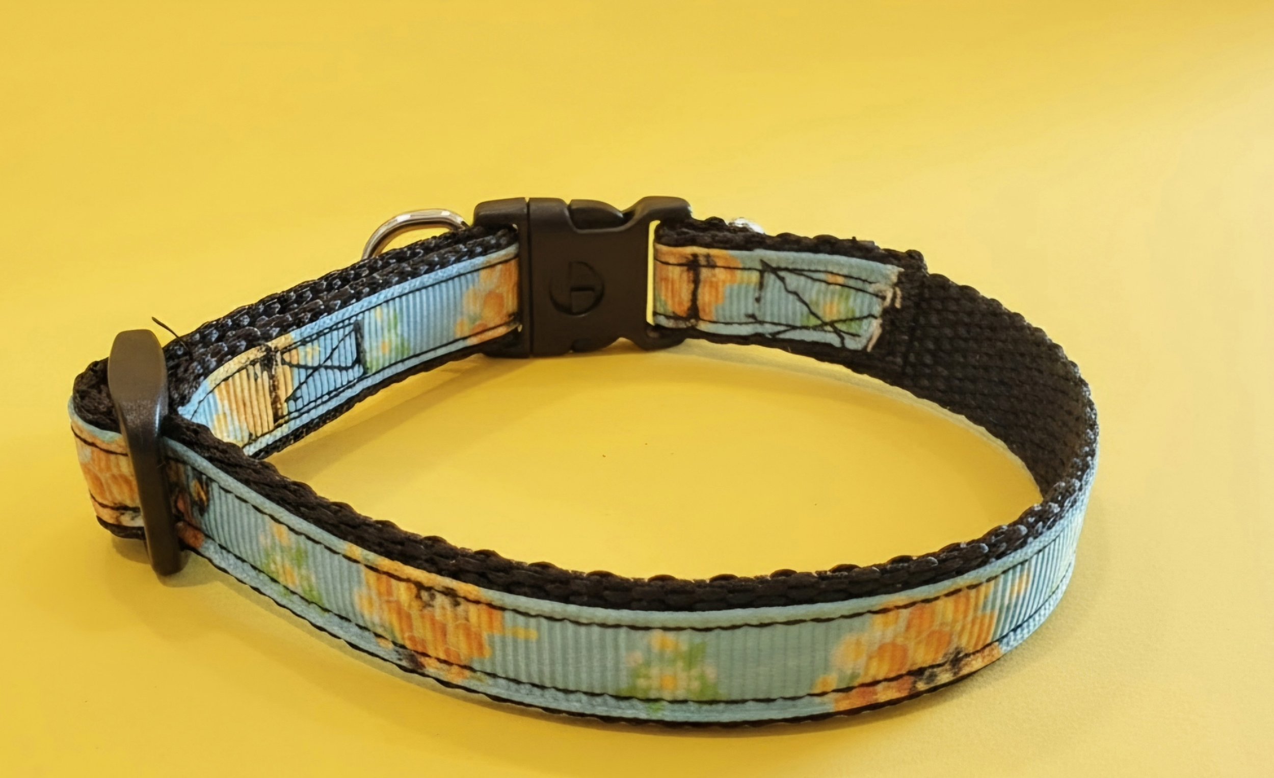 "Honeycomb Haven" Handmade Honeycomb Breakaway Cat Collar