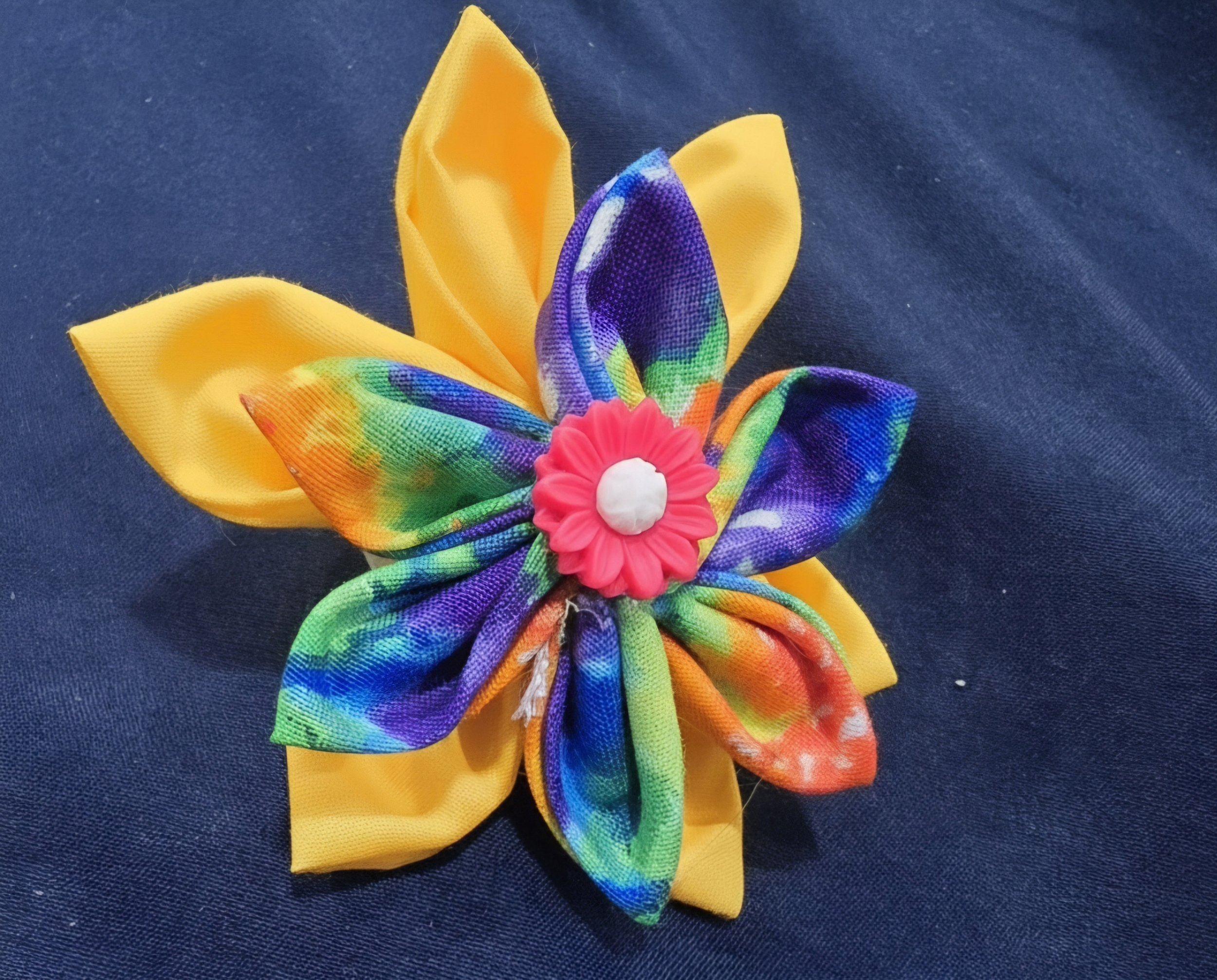 "Sunshine Splash" Collar Flower