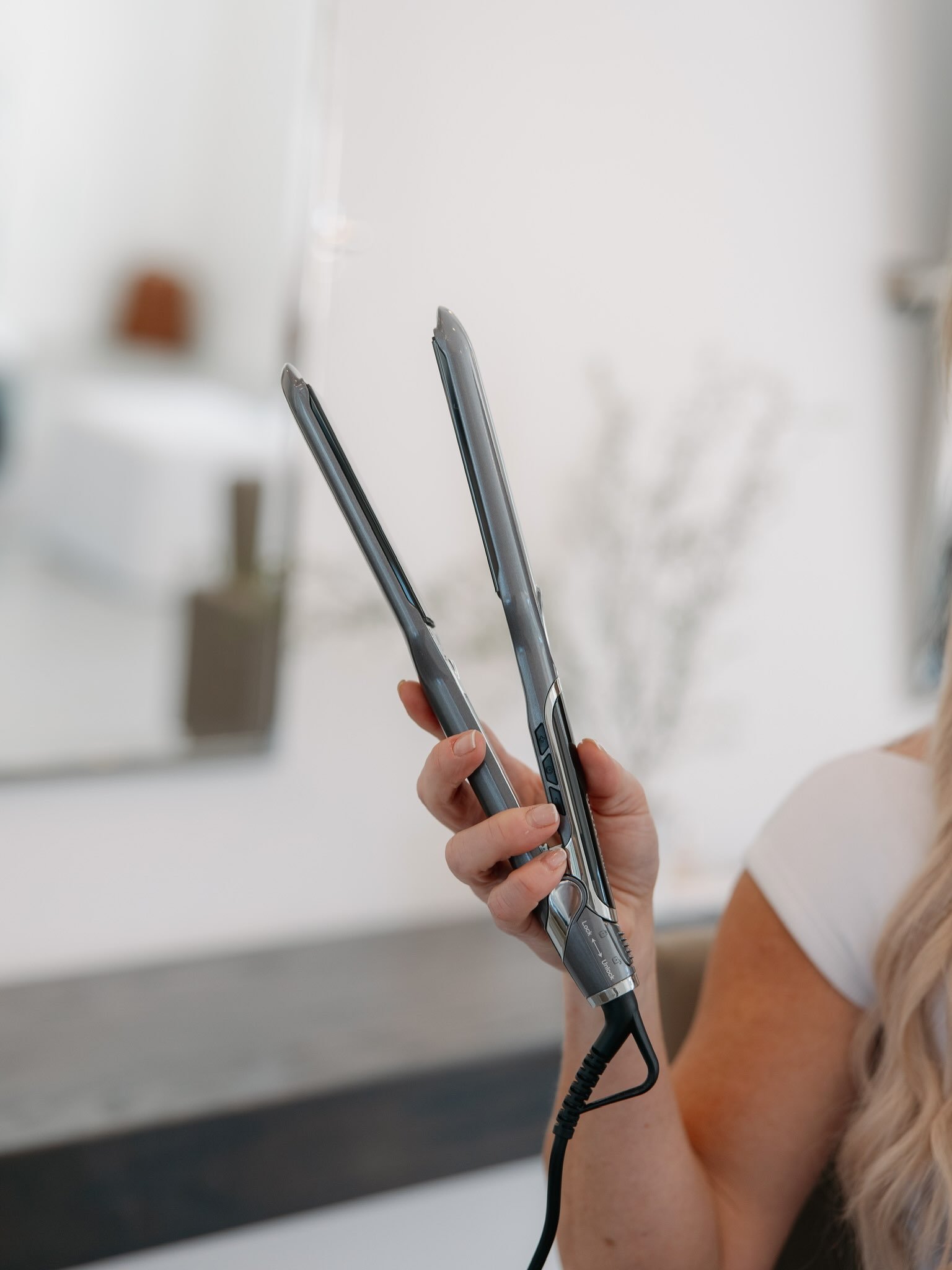 a little PARK EAST beauty photo dump 🤎

whatever your hair needs, we&rsquo;ve got you covered. from extensions + blonding to cuts, color, event hair &amp; everything in between.

come hang with us ✨

book your next appointment through the link in ou