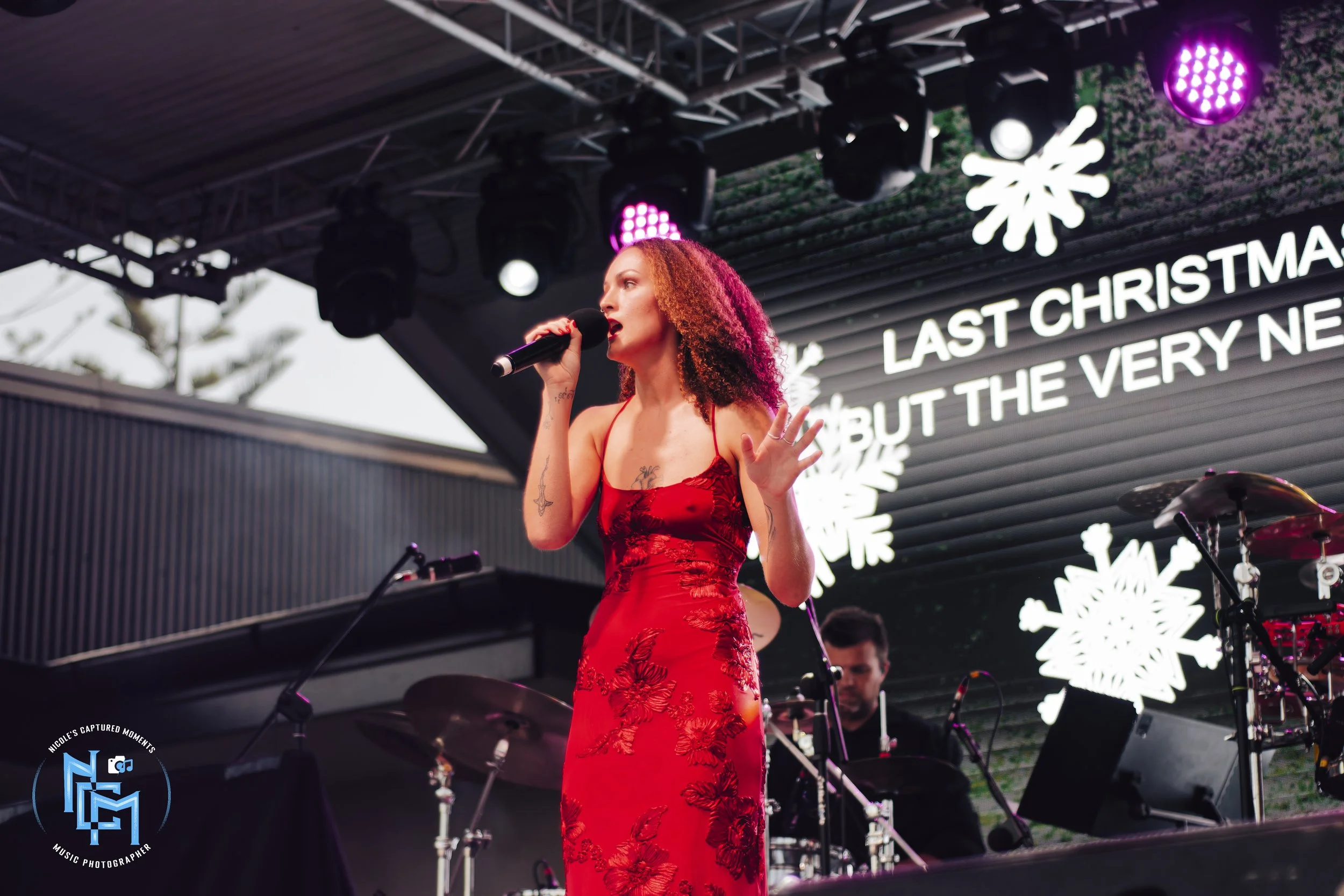 2025 - CAROLS IN THE PARK (9).jpg