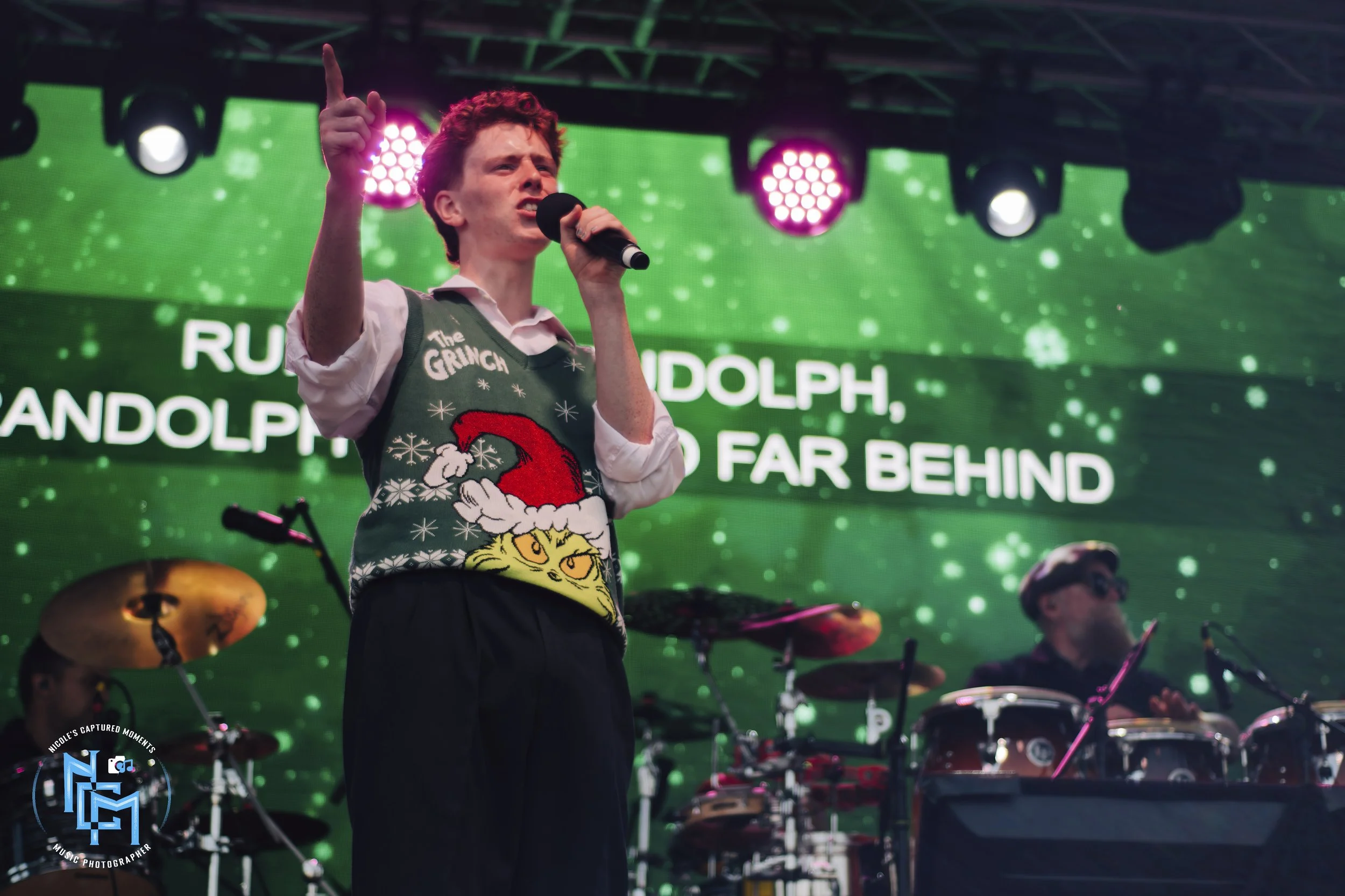 2025 - CAROLS IN THE PARK (7).jpg
