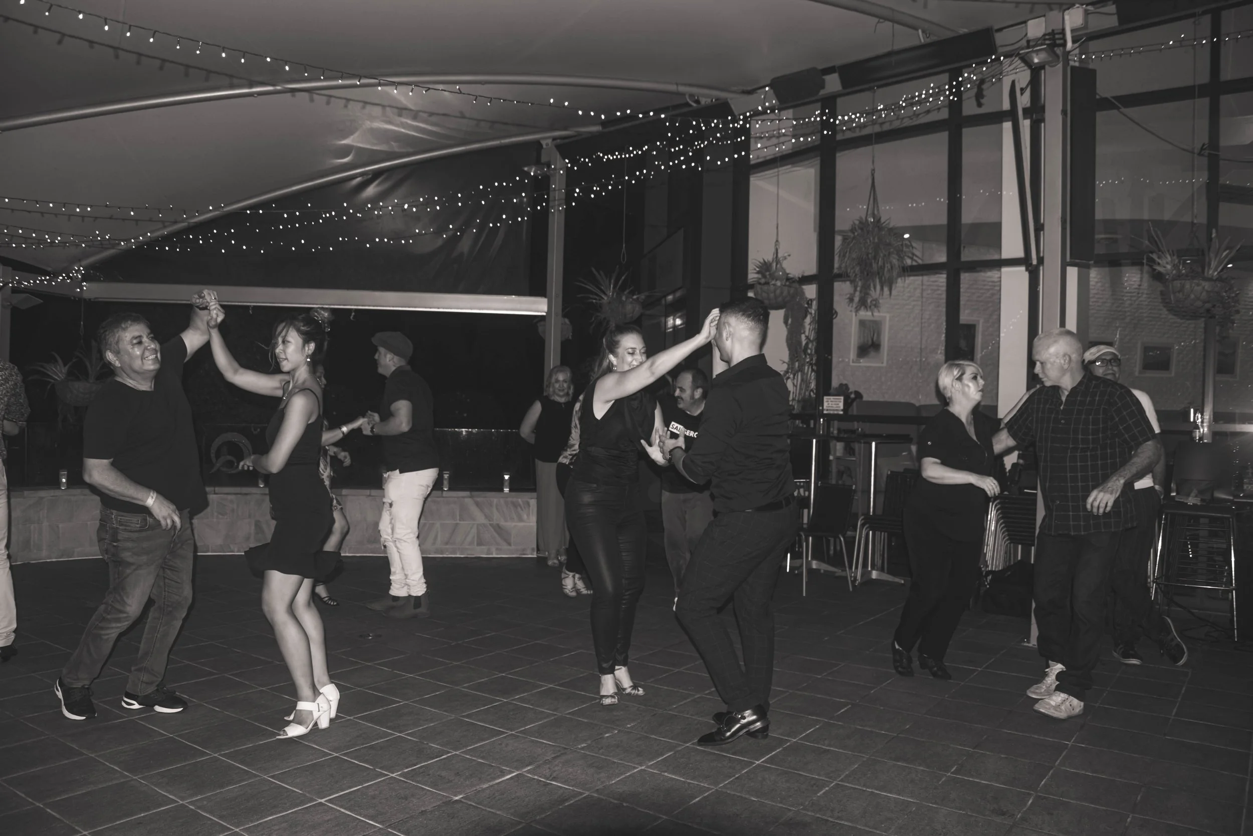 Salsa @ Ilya 9.4 (69).jpg