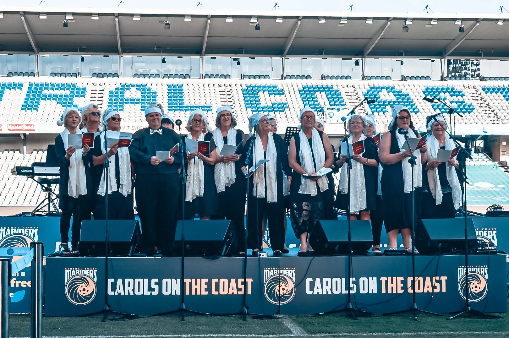 2020 - Carols on the coast (5).jpg