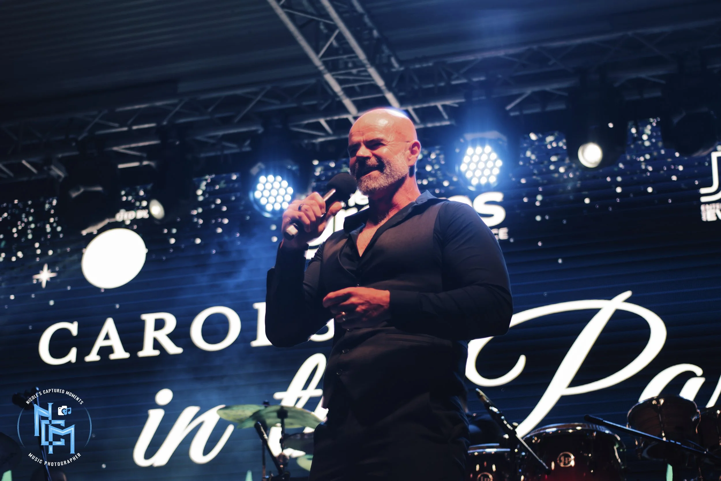 2025 - CAROLS IN THE PARK (13).jpg