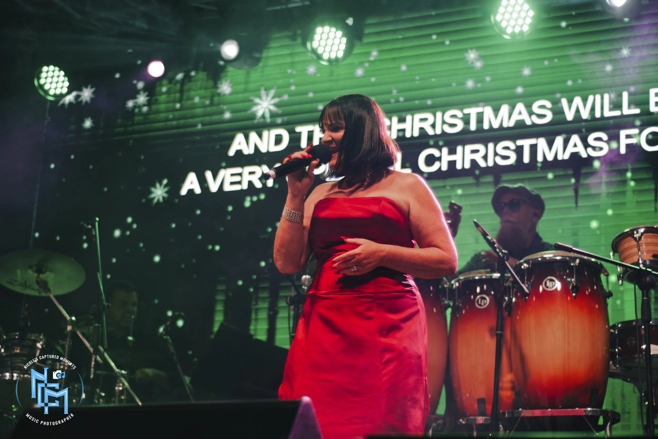 2025 - CAROLS IN THE PARK (11).jpg