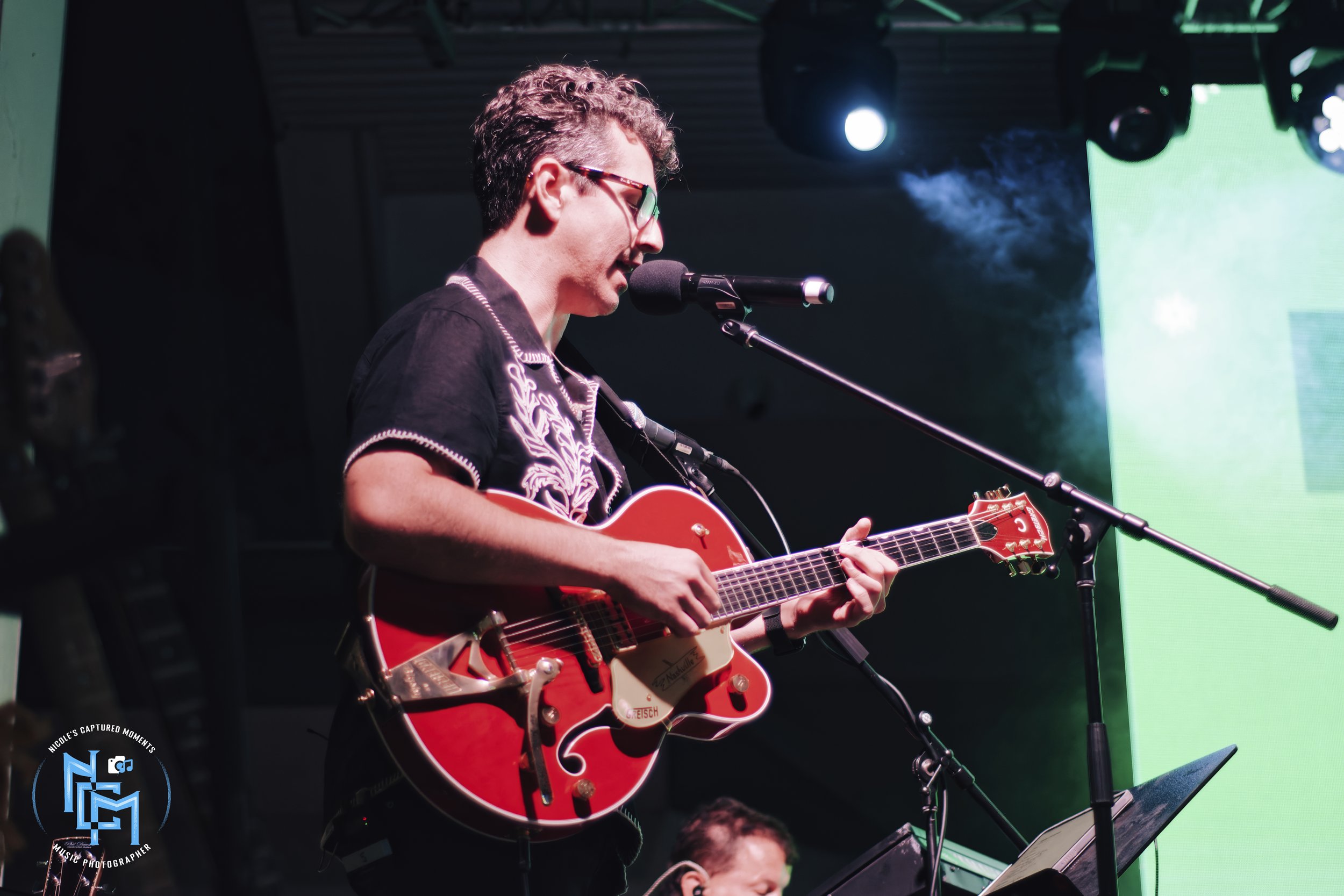 2025 - CAROLS IN THE PARK (14).jpg