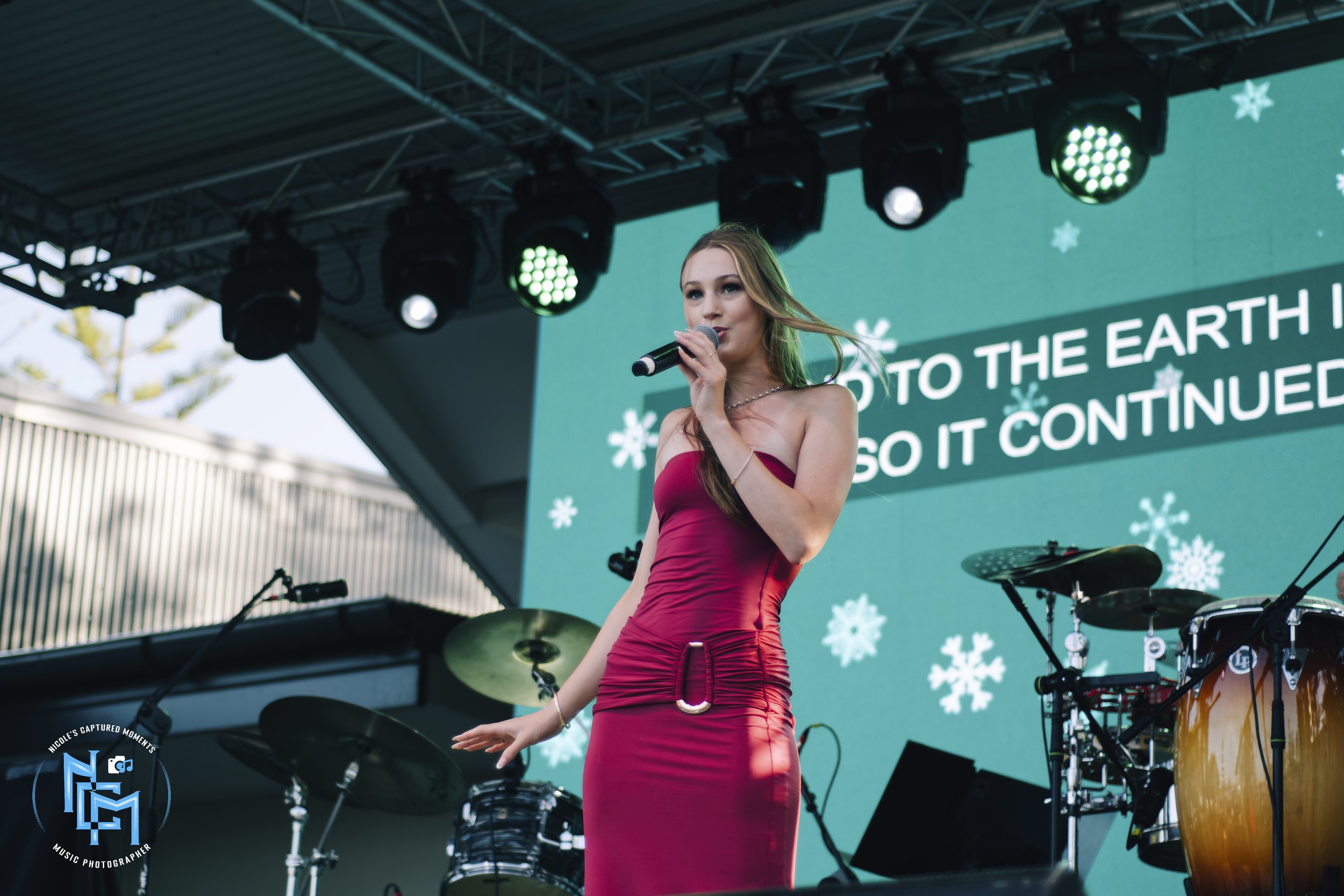2025 - CAROLS IN THE PARK (3).jpg
