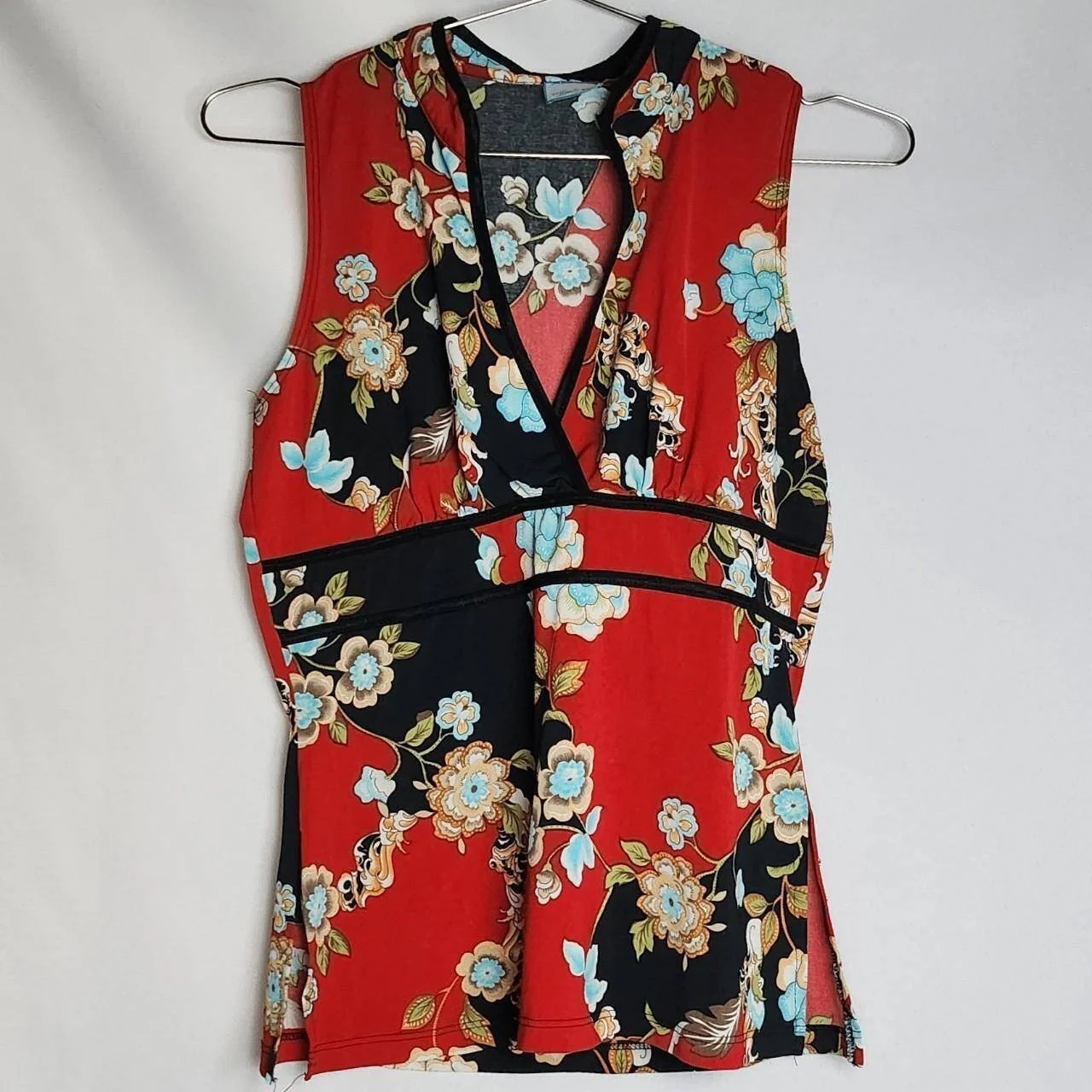 Vintage Y2K Red and Black Floral Mesh Tank with Collar