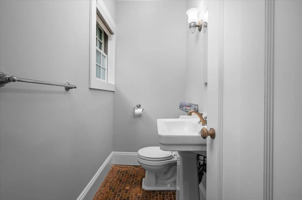 First Level Powder Room, Western exposure