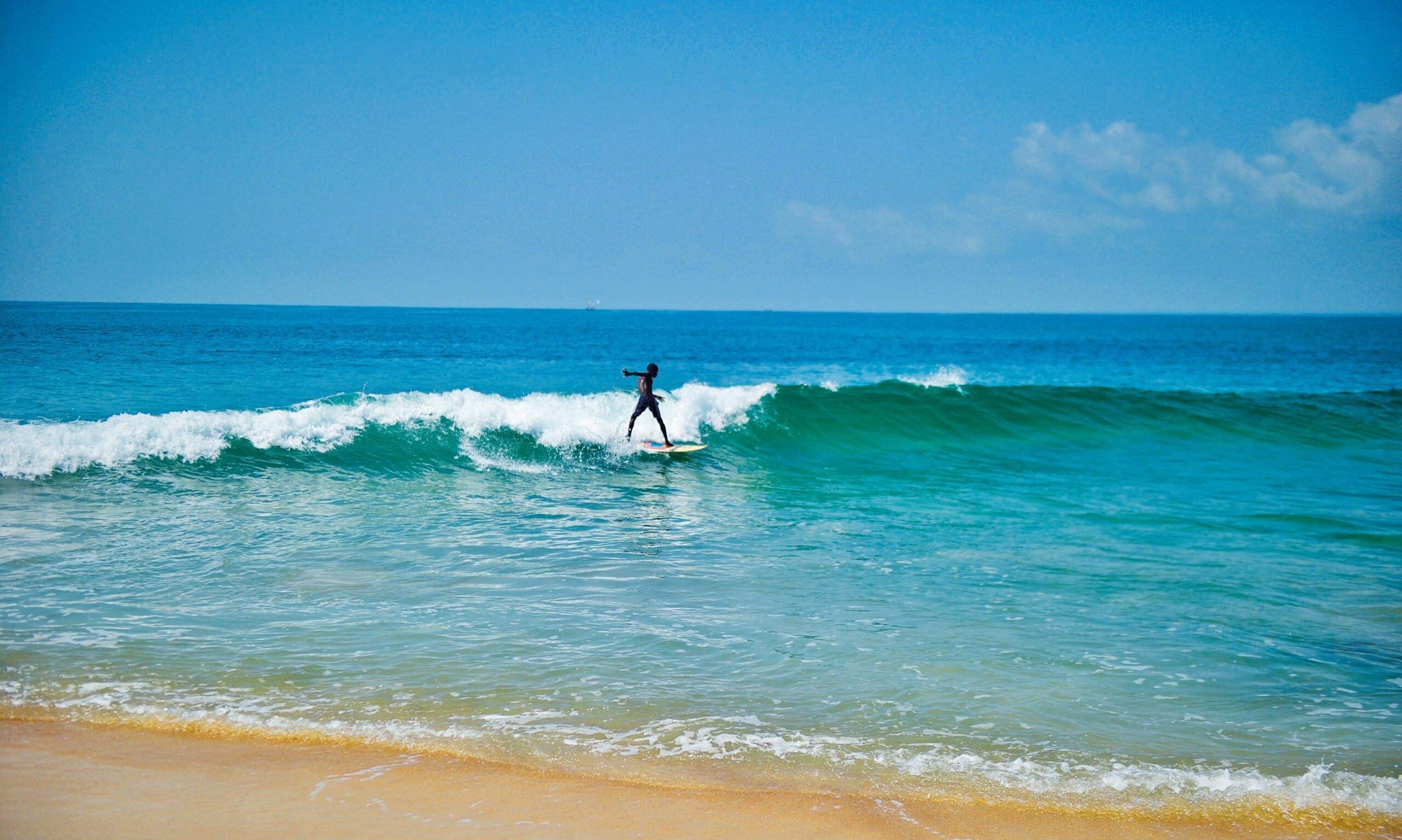 Robertsport is a coastal destination known for its surfing potential and proximity to Lake Piso. The Trade Office identifies the area as an important opportunity for coastal, surf, nature and community-based tourism development.