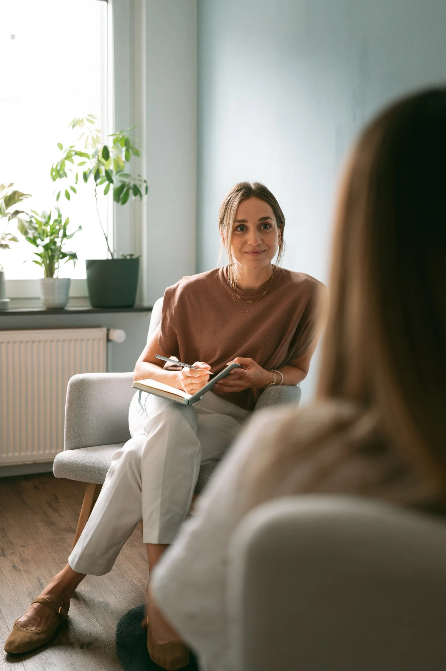 Hanna-Breit-psychologische-und-patientin
