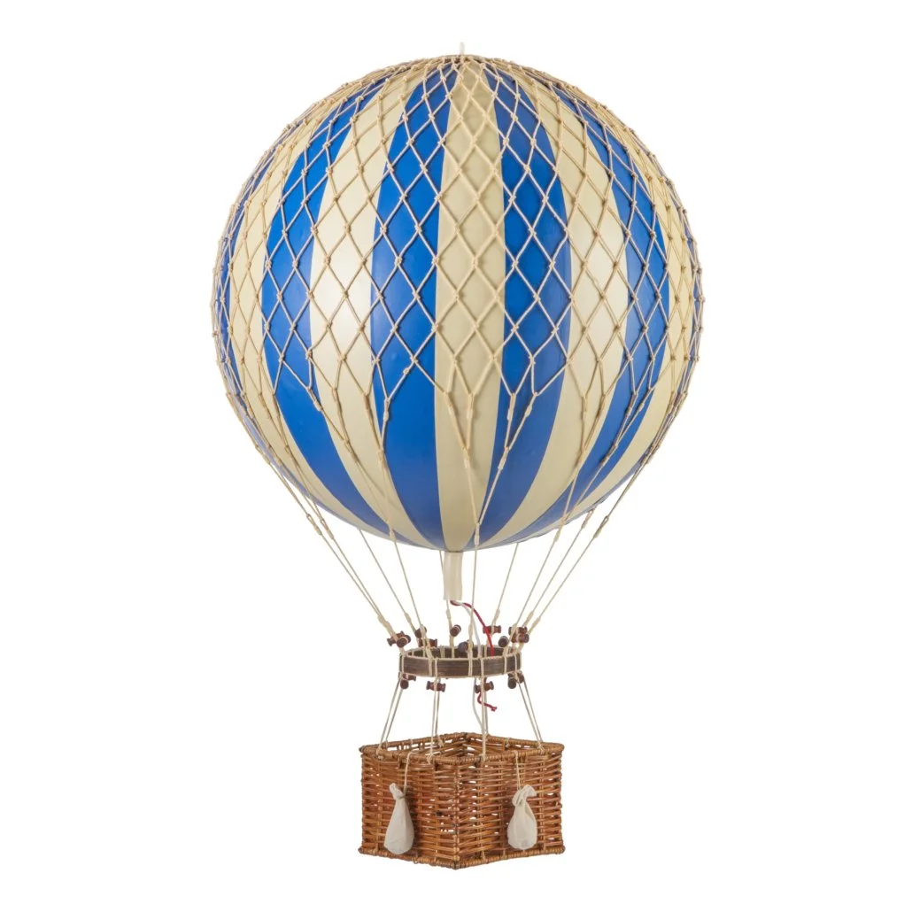 Montgolfière en forme de ballon avec panier en osier