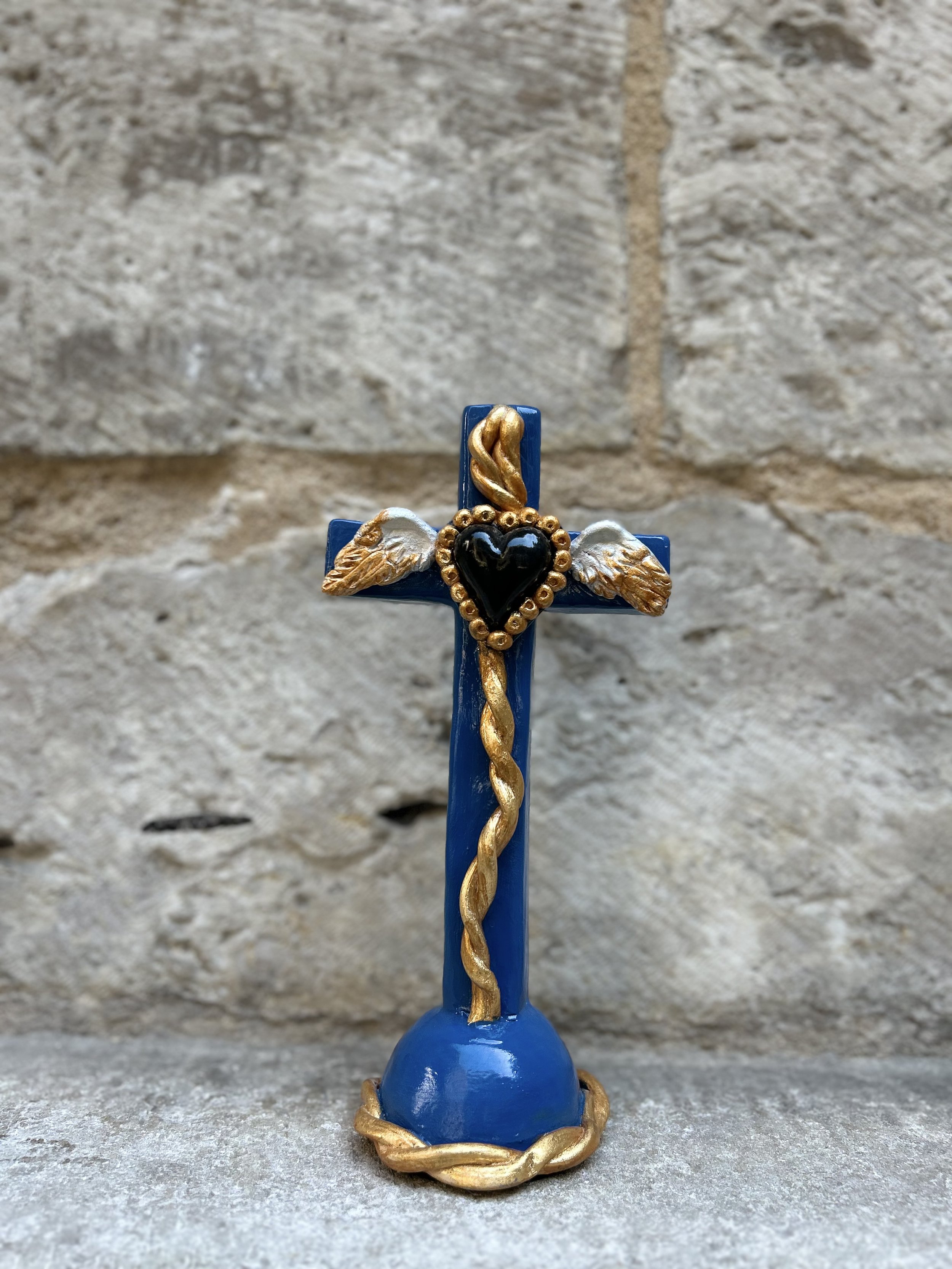 Croix bleu coeur noir