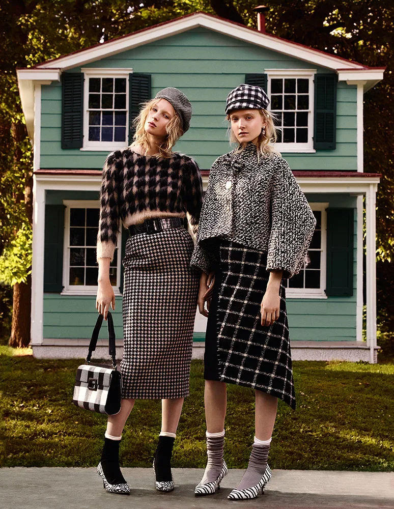 1601-VogueJapan-IntoTheWoods-MSL_MLE-007.webp