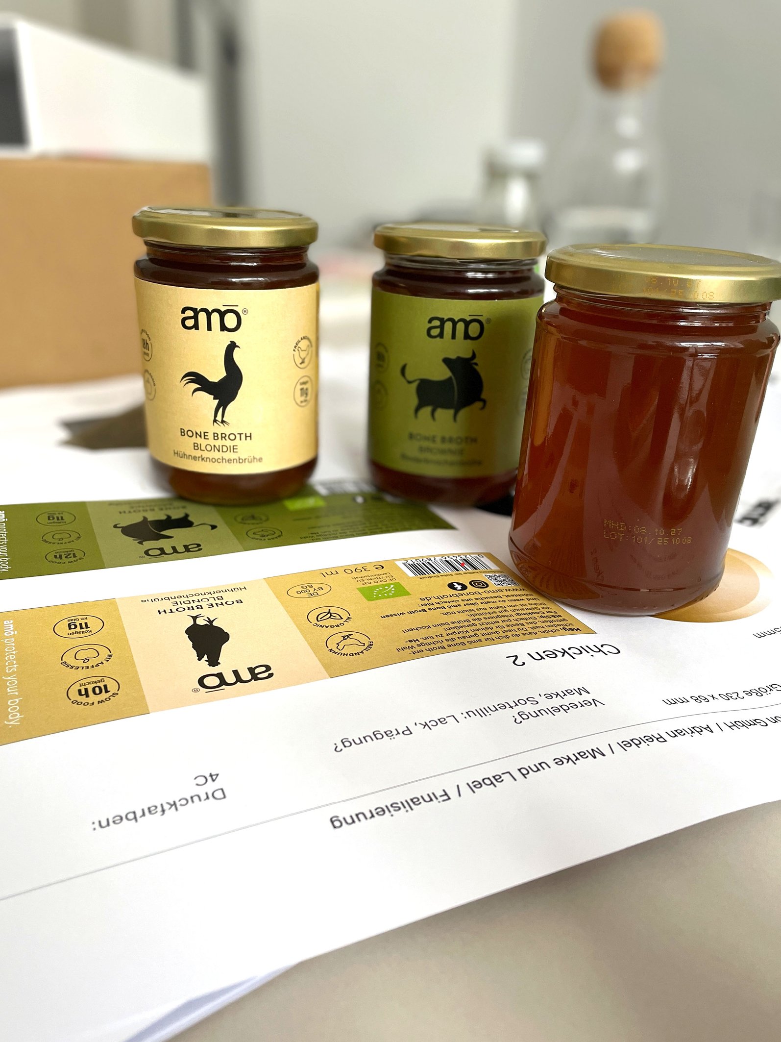amo Nutrition GmbH Verpackungsdesign und Produkt