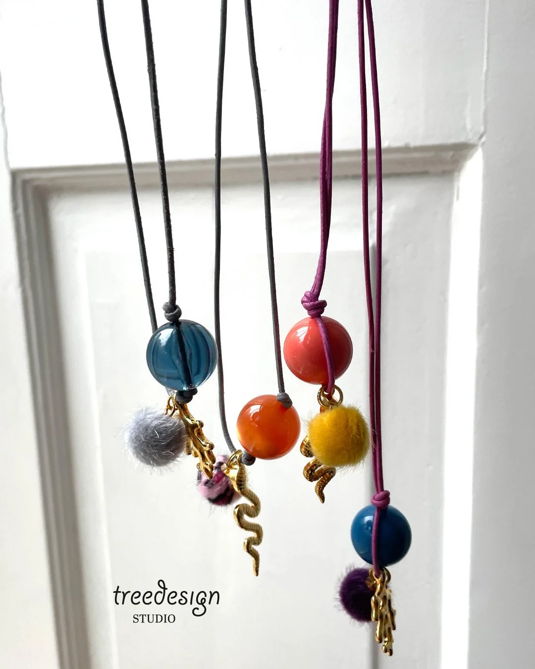 td treedesign STUDIO Lucky Charms Halsketten hängend