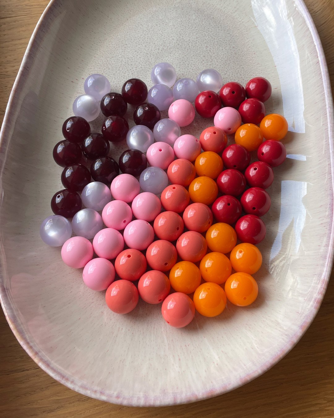 td treedesign STUDIO Big Balls Perlen in berry und burgundy 
