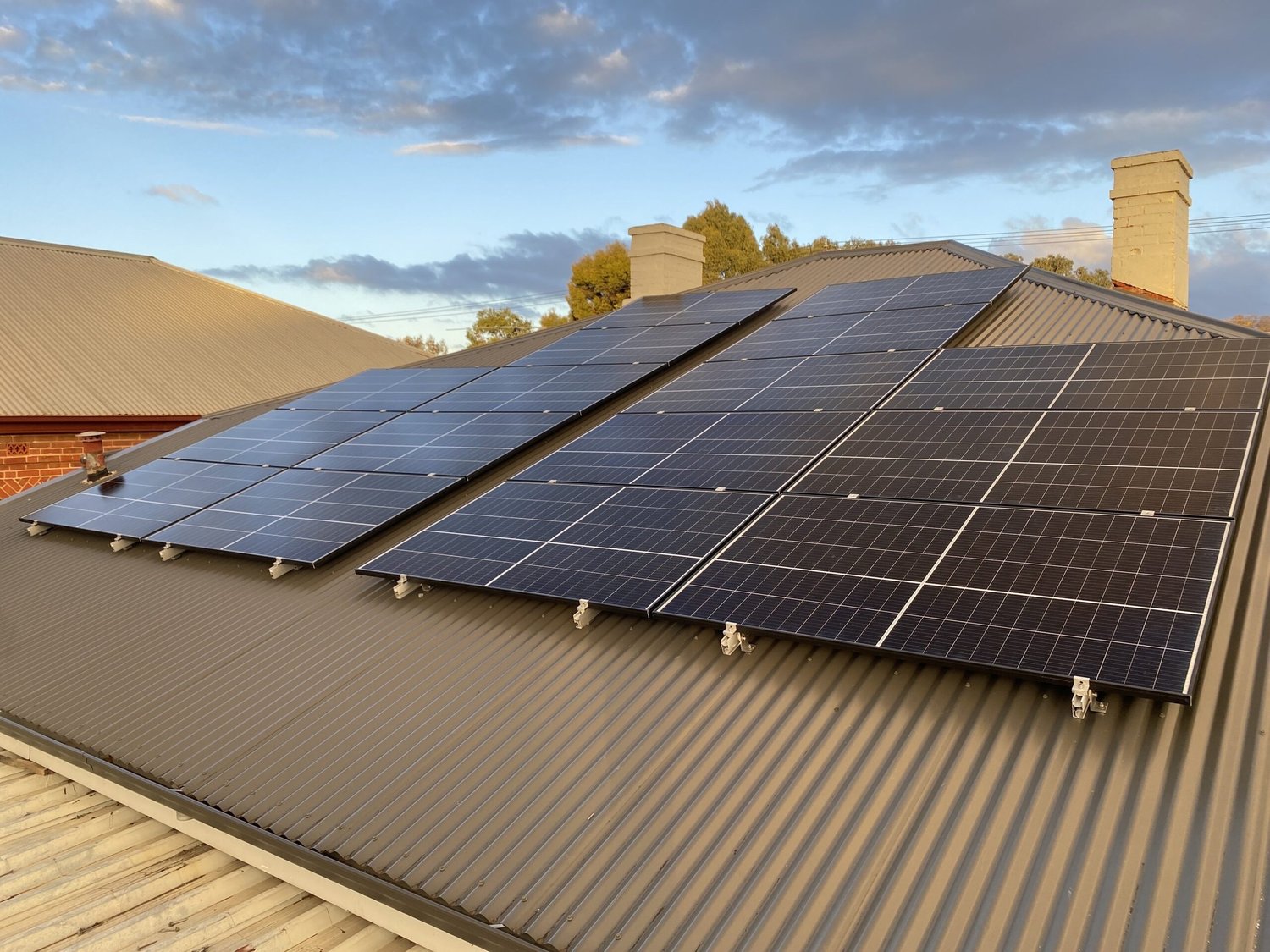 Residential rooftop solar panel installation by Connect Electrical & Solar