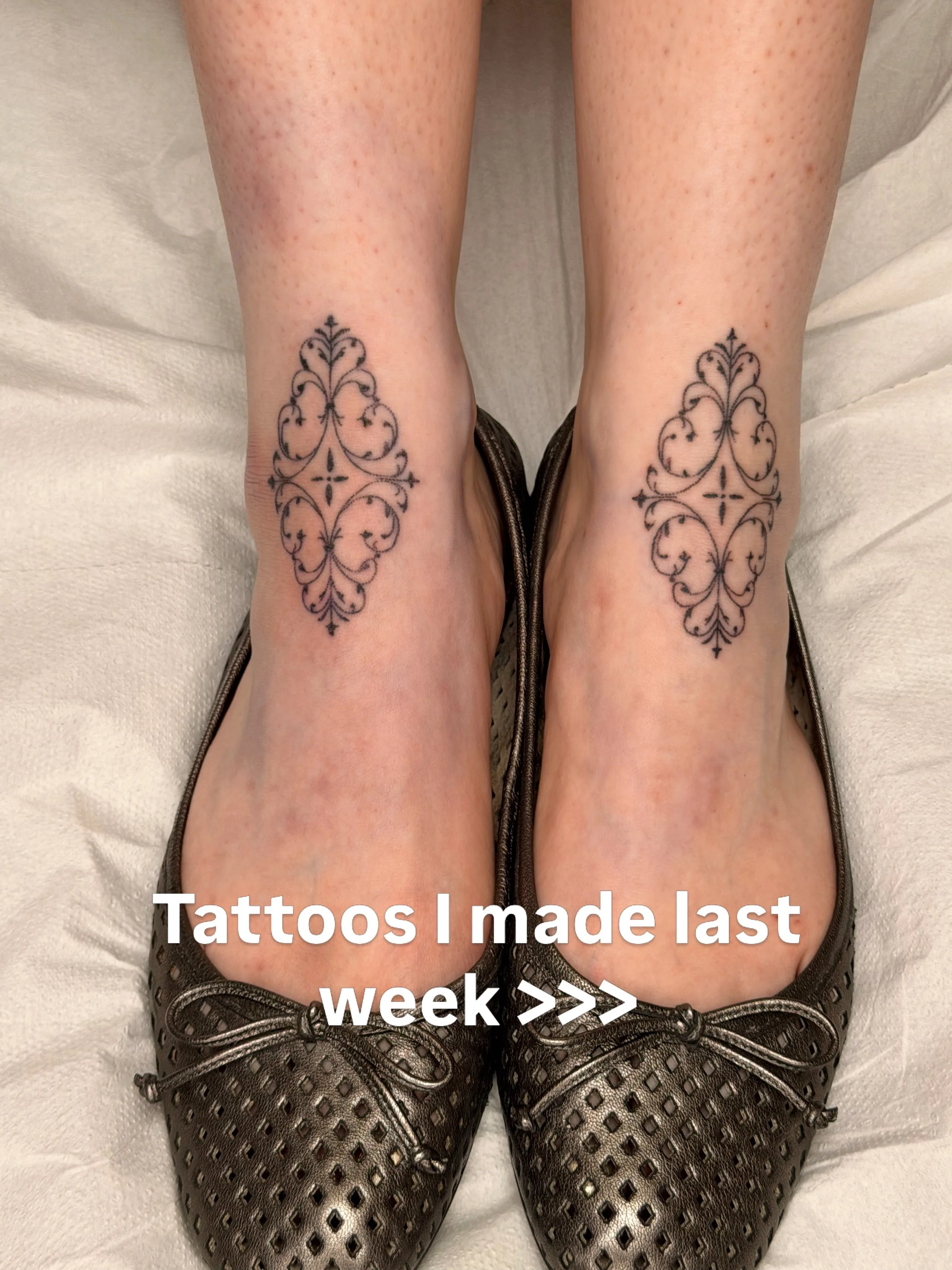 Tattoos I made last week xx

Link in bio for all bookings and availability <3
#handpoke #handpoketattoo #ukhandpoke