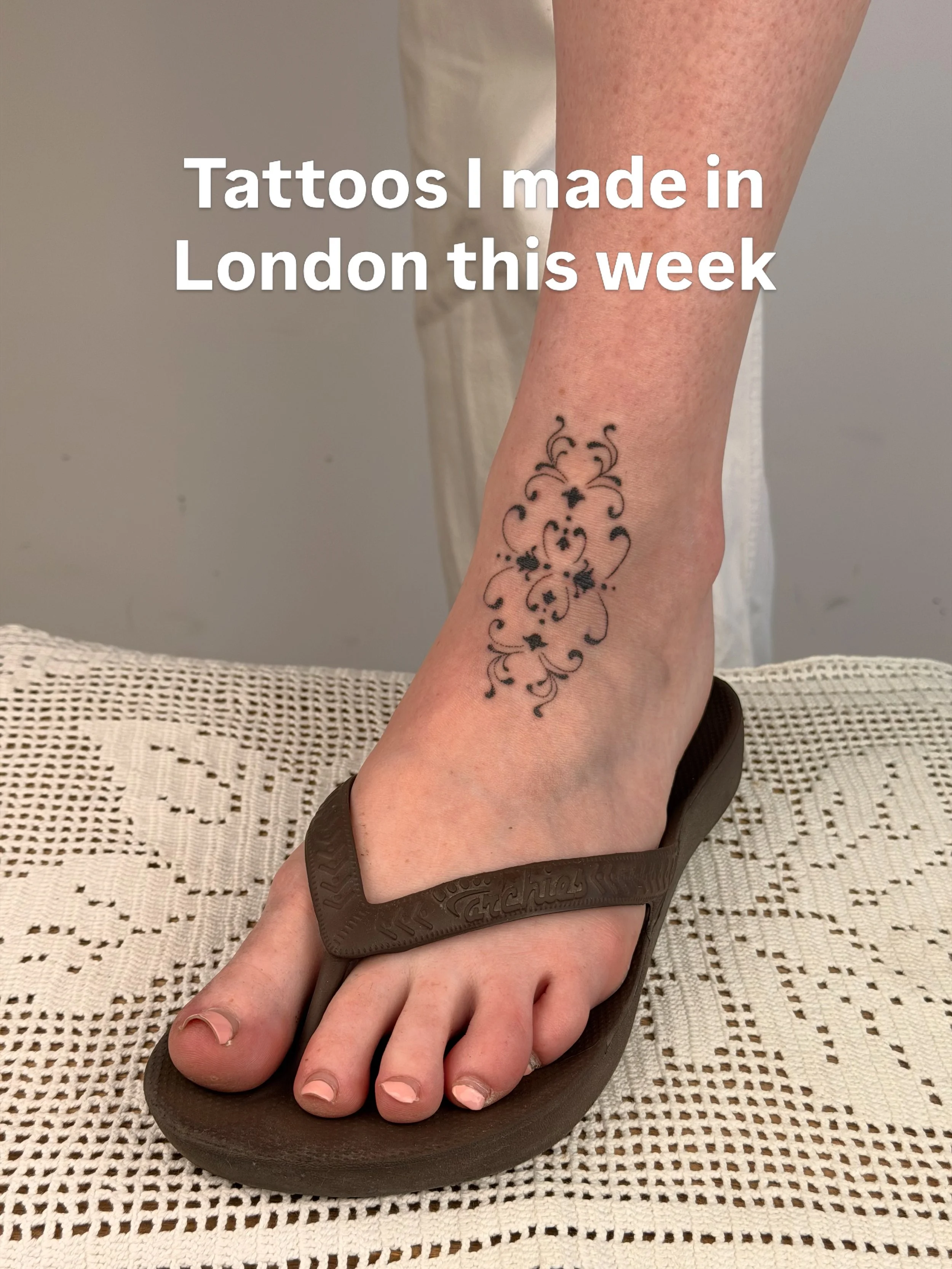 This weeks tattoos made at @come_to_chrch <3
Thank you to everyone who braved the heatwave and broken aircon and broken overground to come and get tattooed by me I am always in awe of my lovely clients trusting me with their skin xxxx

#tattoo #ha