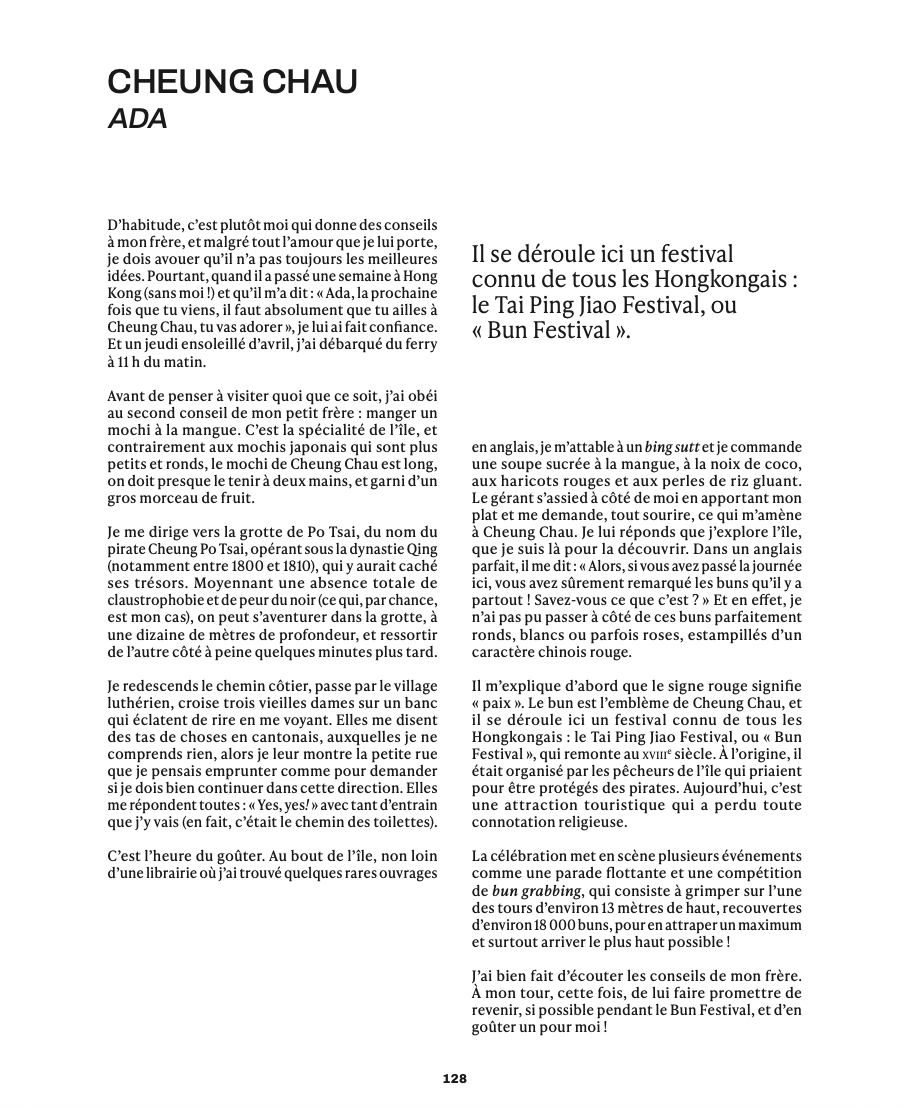 Page de livre avec titre en gras "CHEUNG CHAU" et sous-titre "ADA", texte en français sur expérience à Hong Kong, festival, récit personnel, description de Cheung Chau et du Bun Festival.