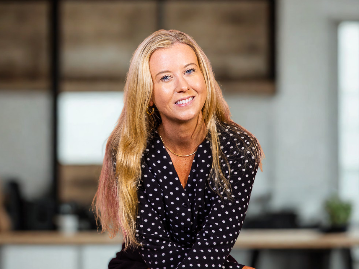 ALANA REDMOND - FOUNDER AND CEO OF ALGOWITHYOU - AI SEO MARKETING AGENCY