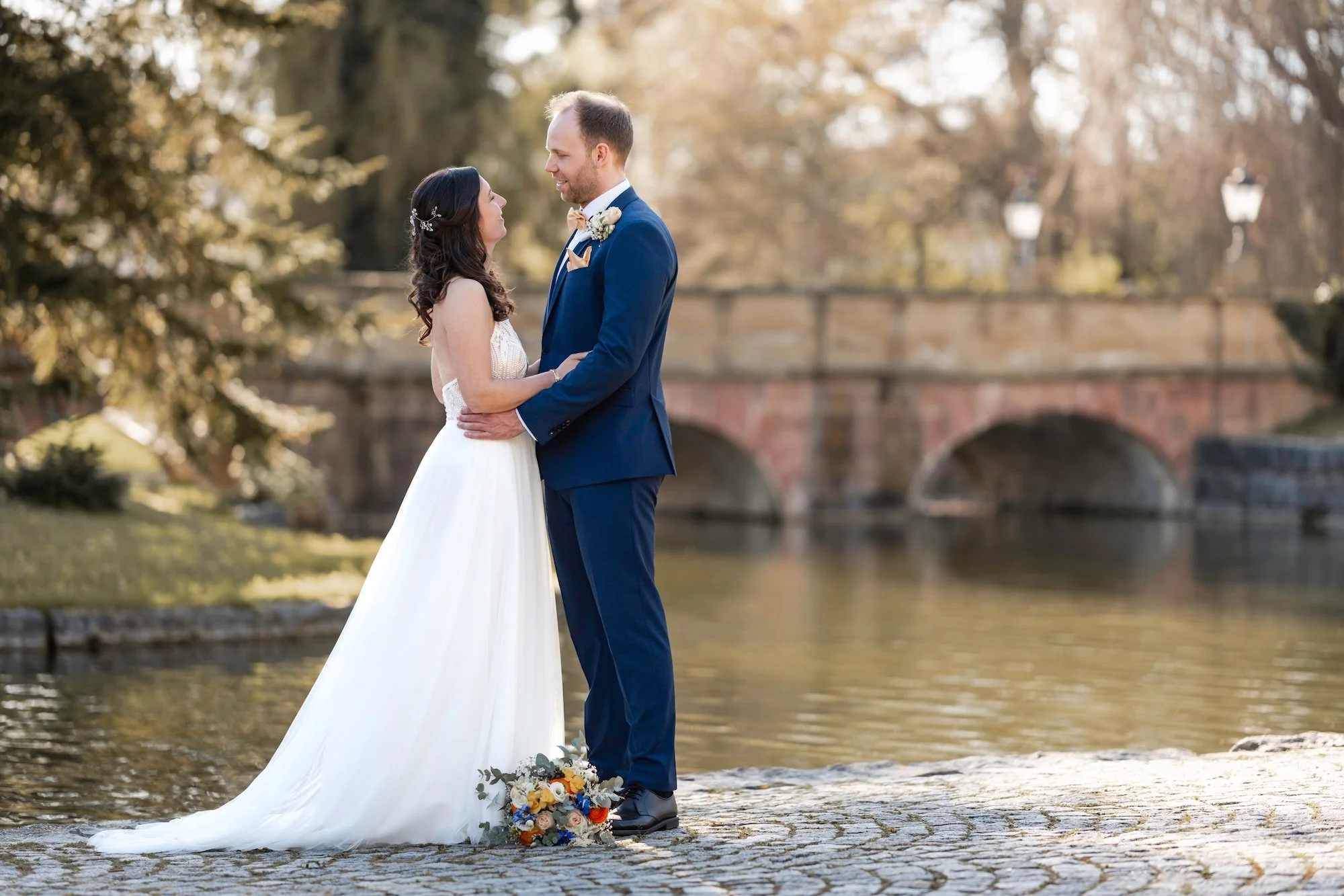 Silas Kollmann fotografiert Paar in Karlsruhe