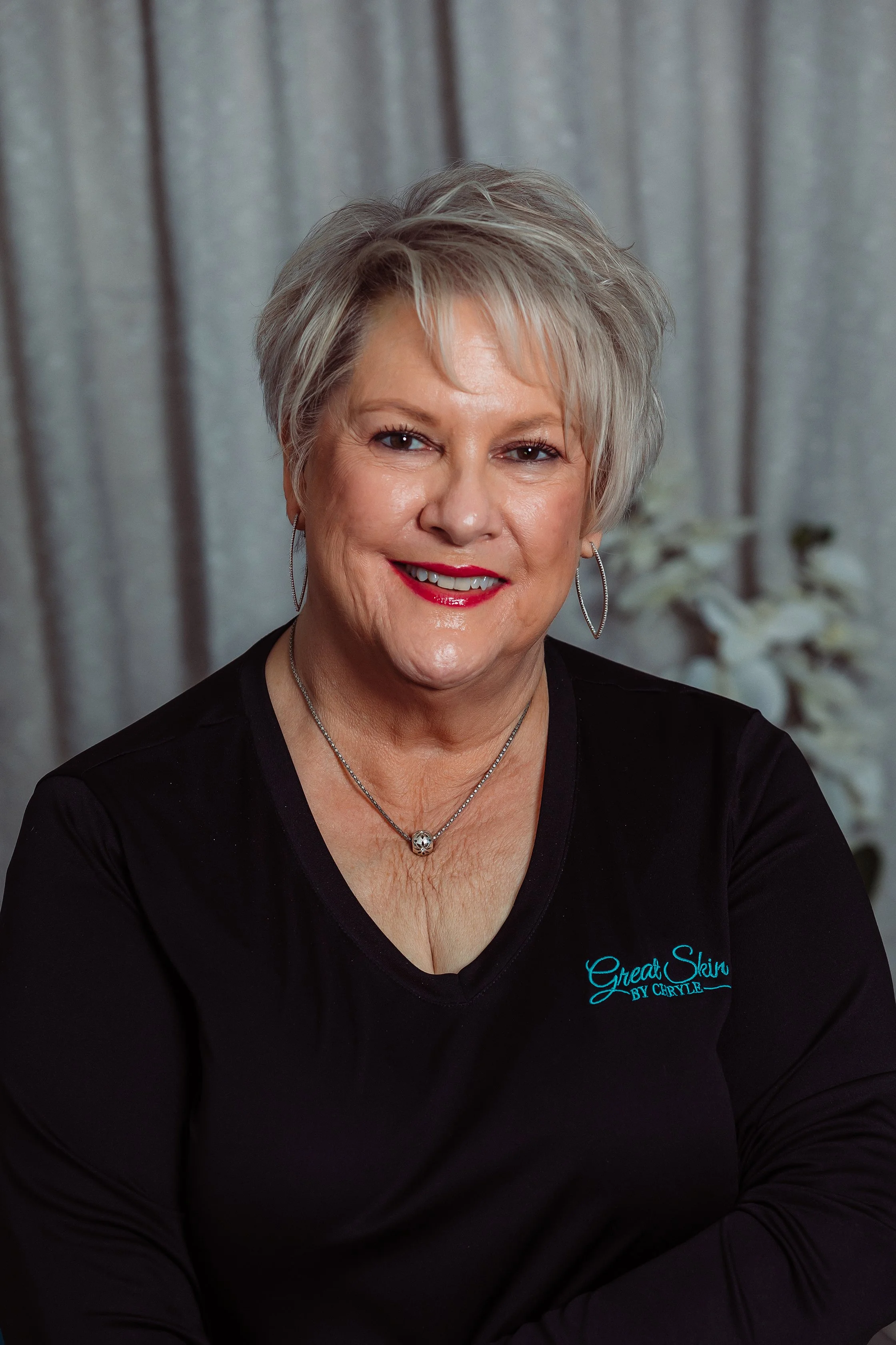 An esthetician in Wichita, KS, acne and aging skin expert.