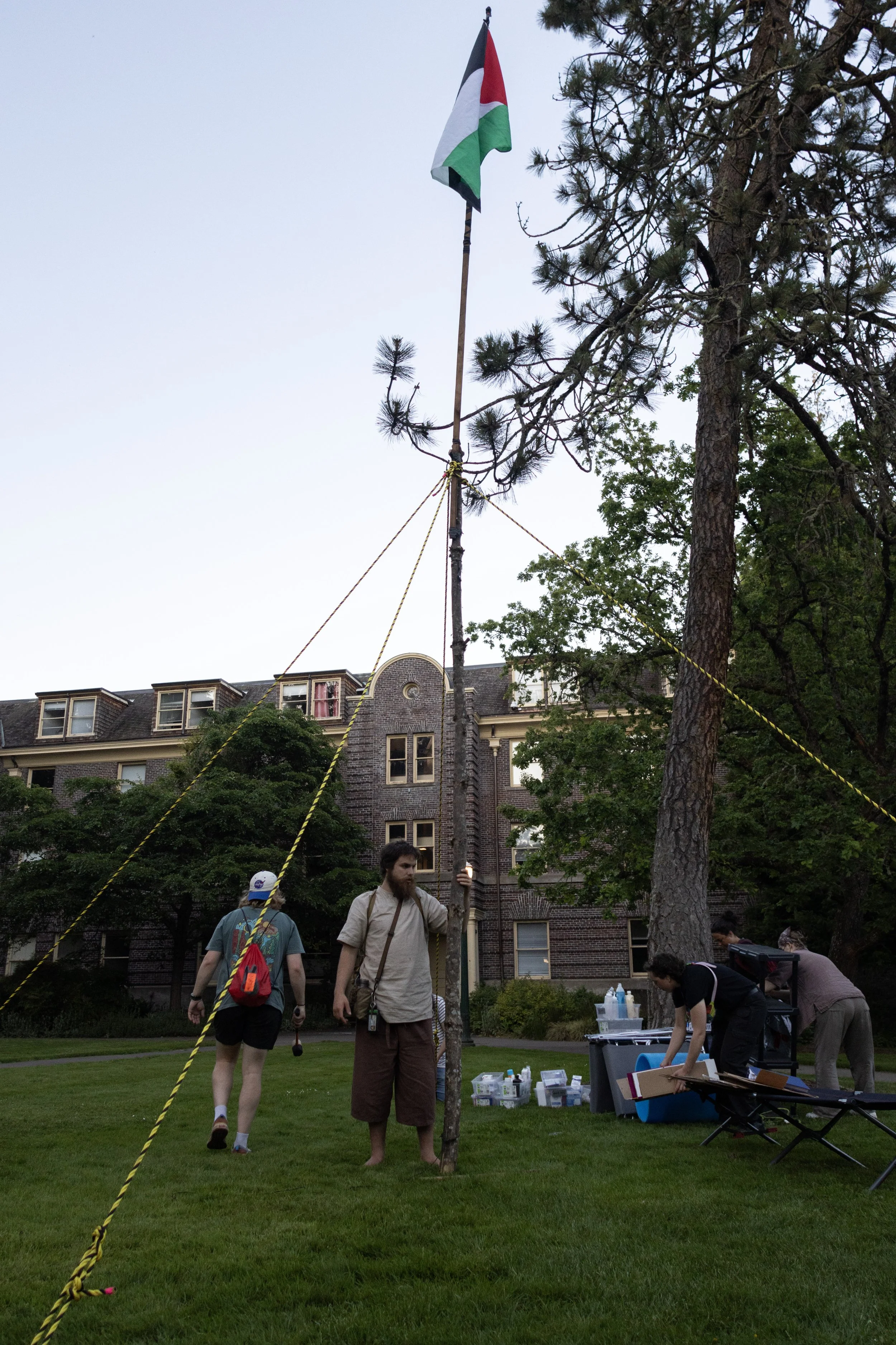 05.16.2024.EMG.CNB.EncampmentRelocation-6.jpg